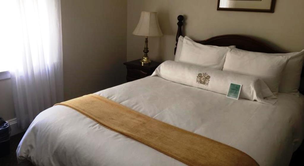 Single Queen Size Bed