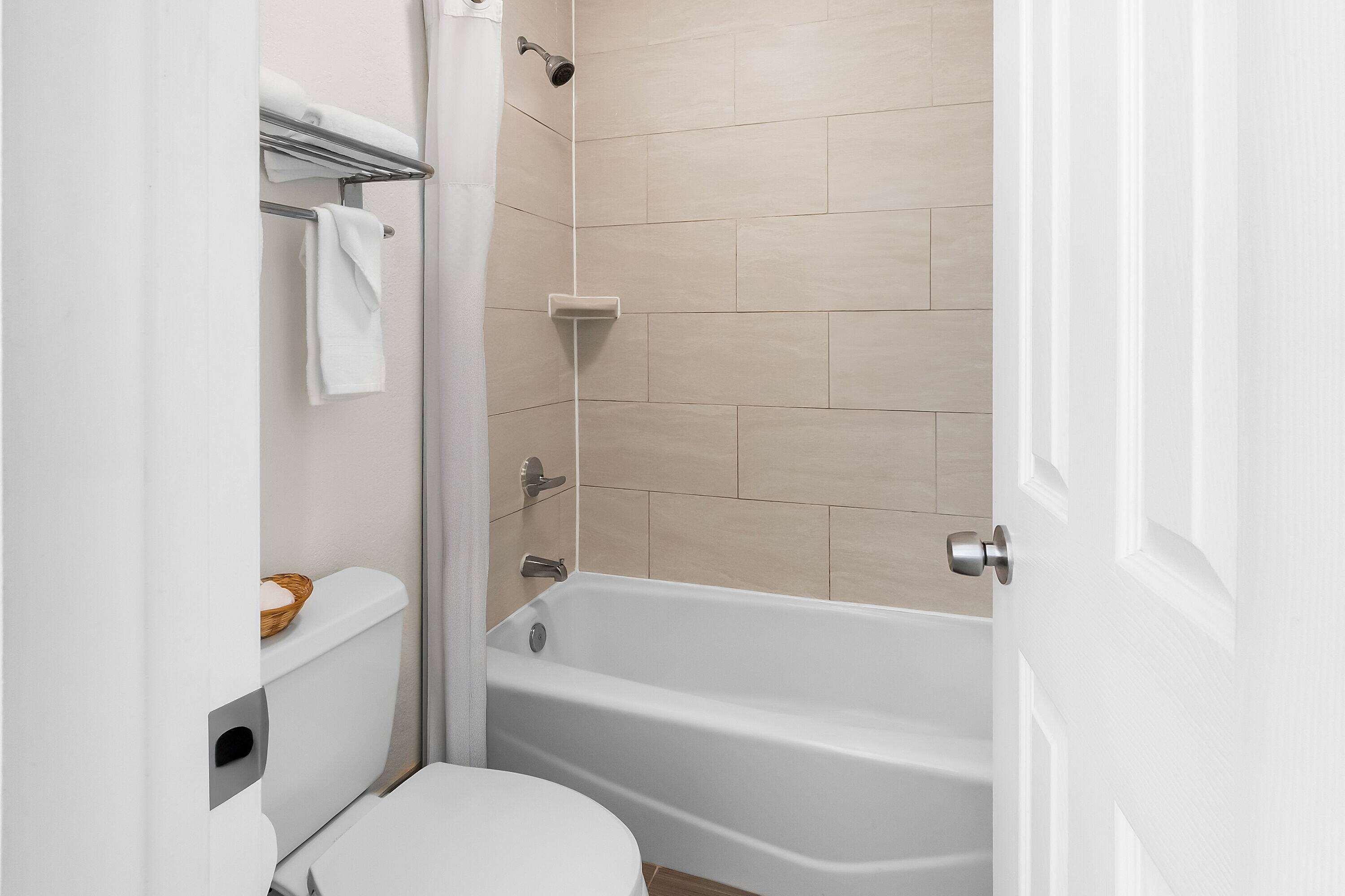 Double King Bed Non Smoking