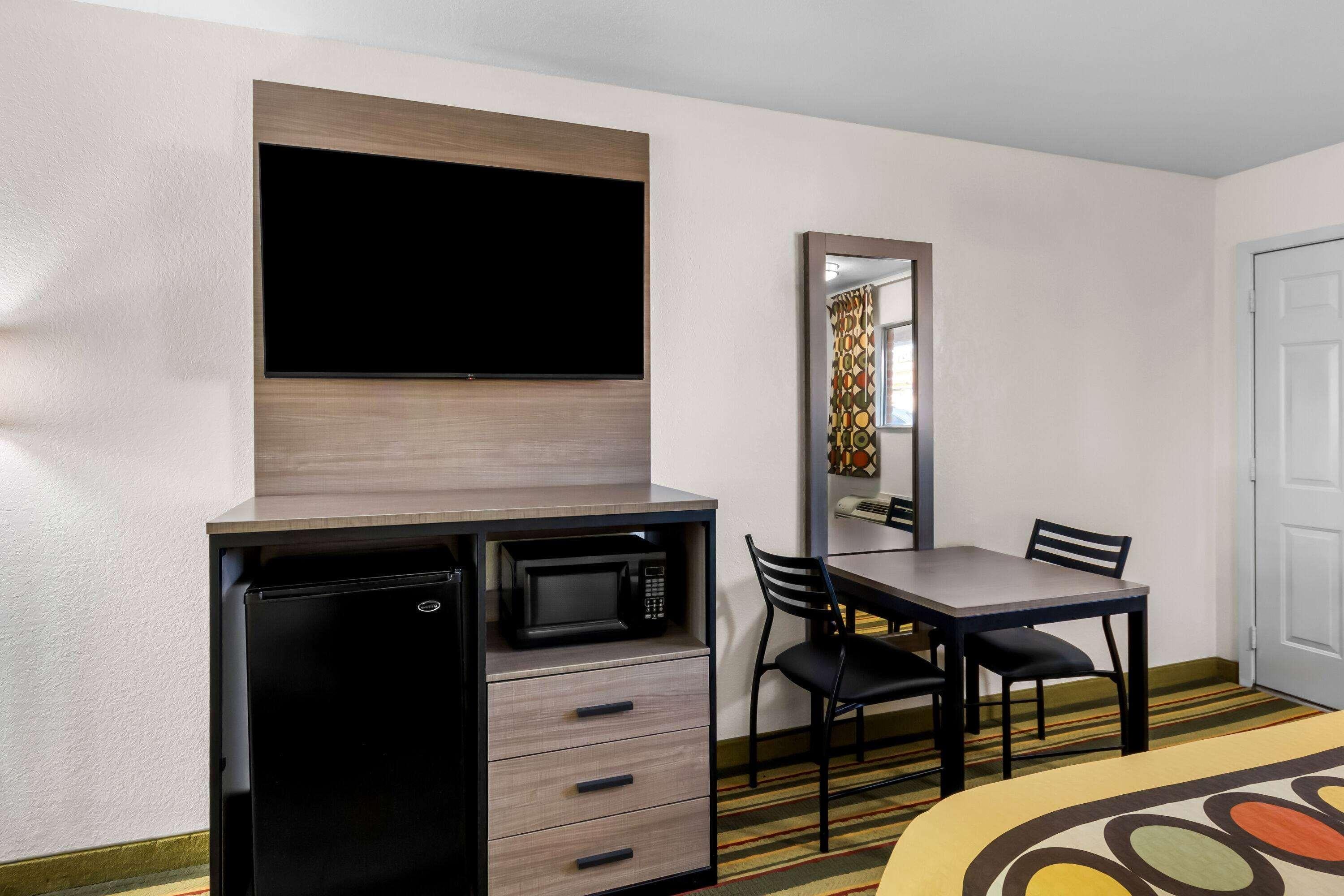 Quadruple Two Queen Beds