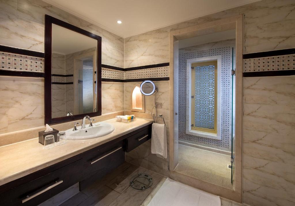 Family Room Pool View