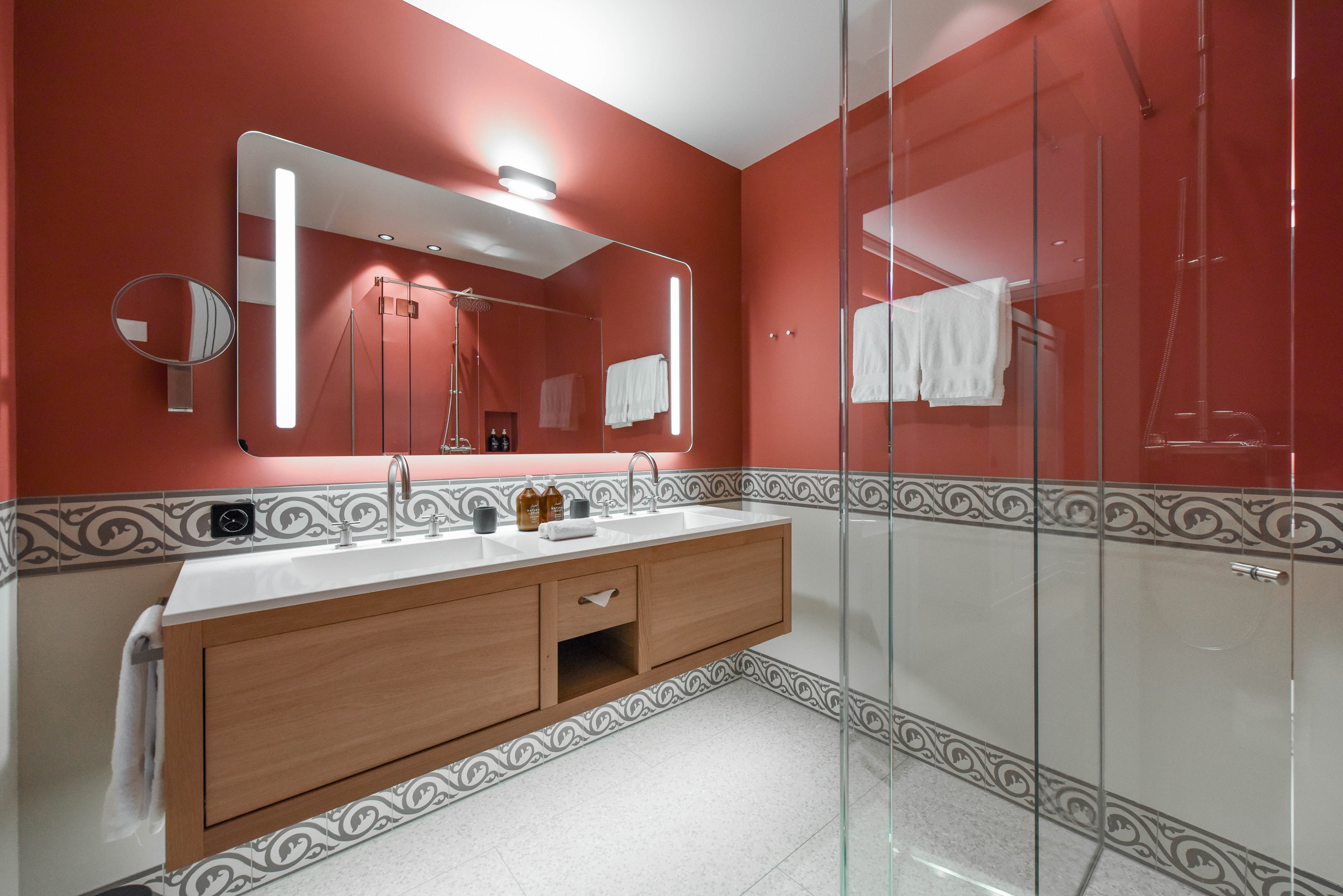 Double One Bedroom One Bathroom