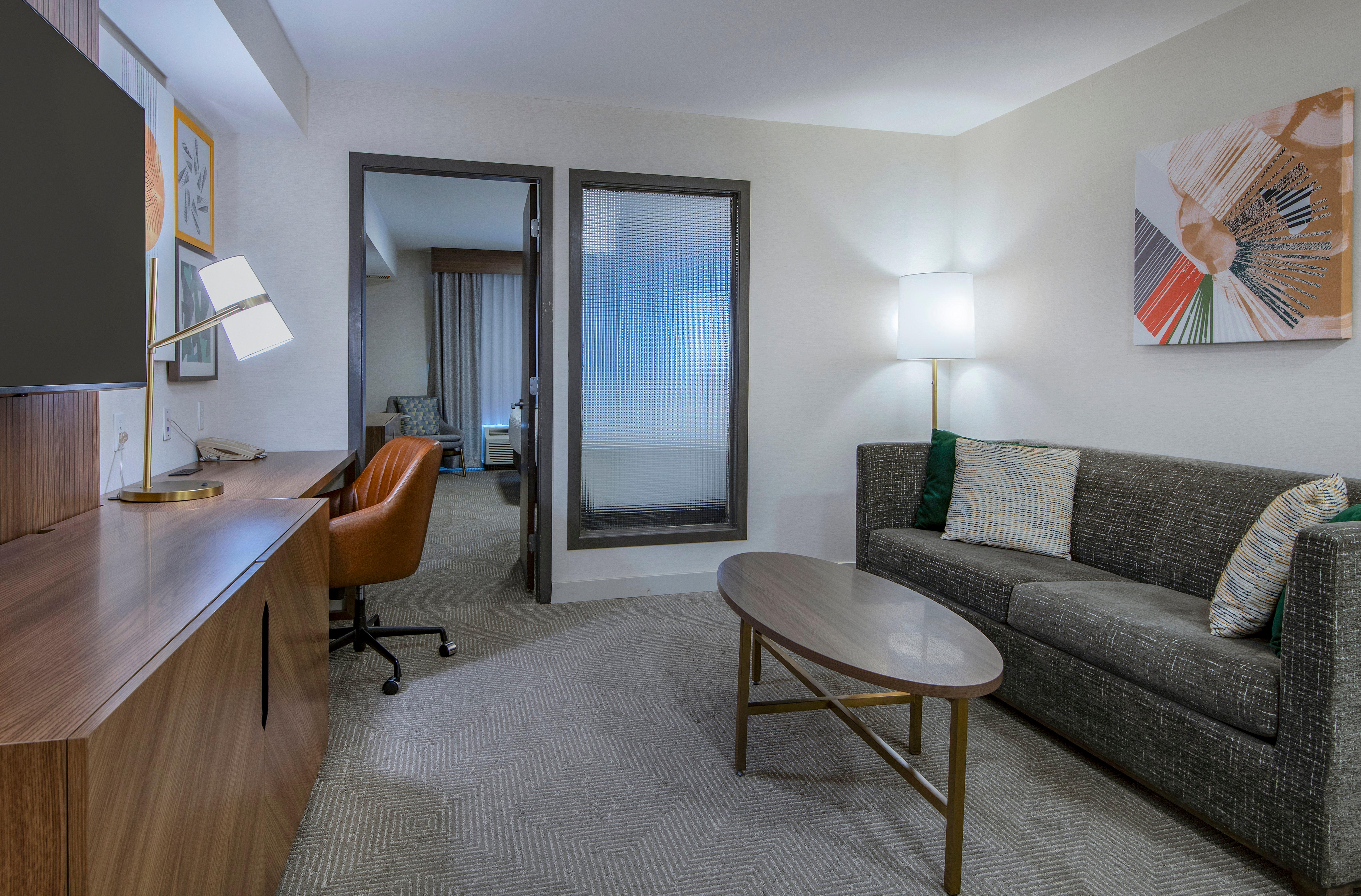 Suite Two Queen Beds One Bedroom