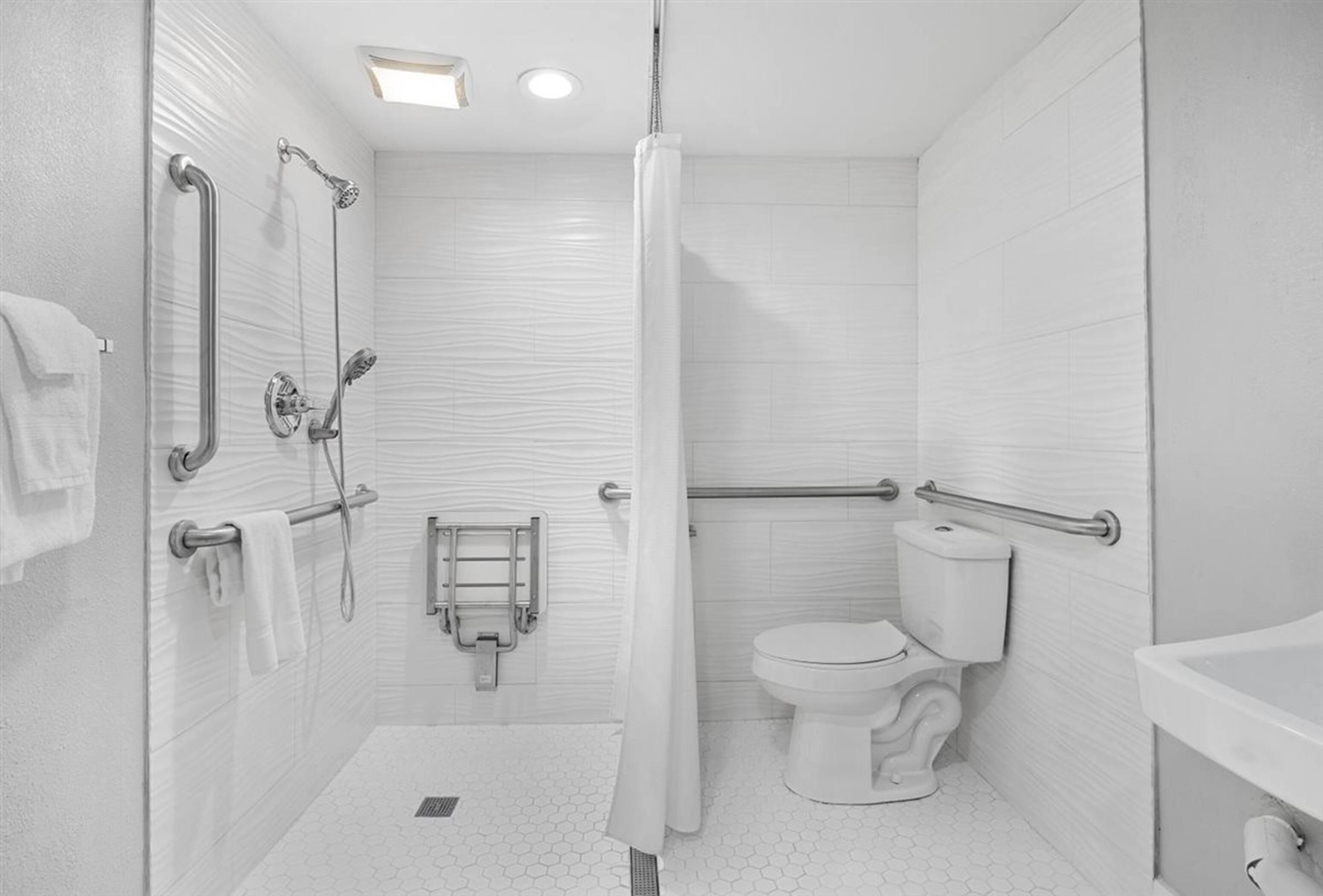 Double King Bed Non Smoking