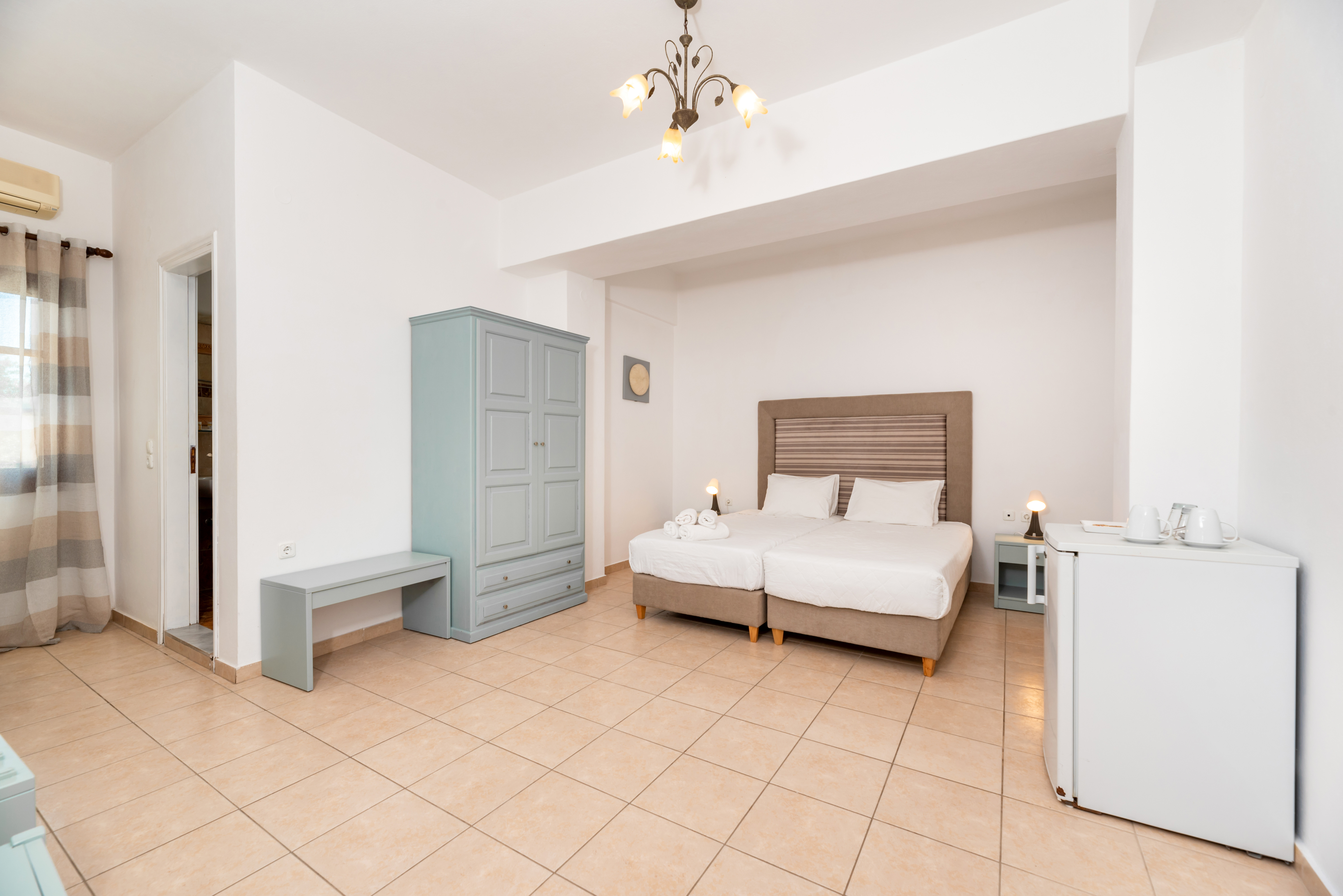 Double or Twin Standard