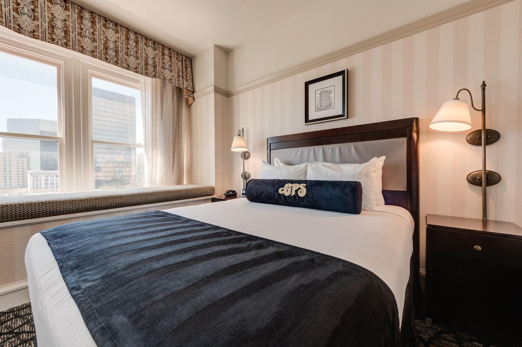 Suite Queen Size Bed