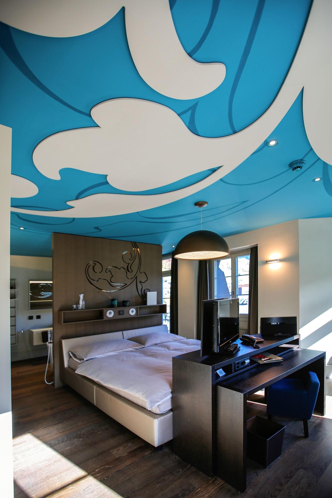 Junior Suite with Balcony