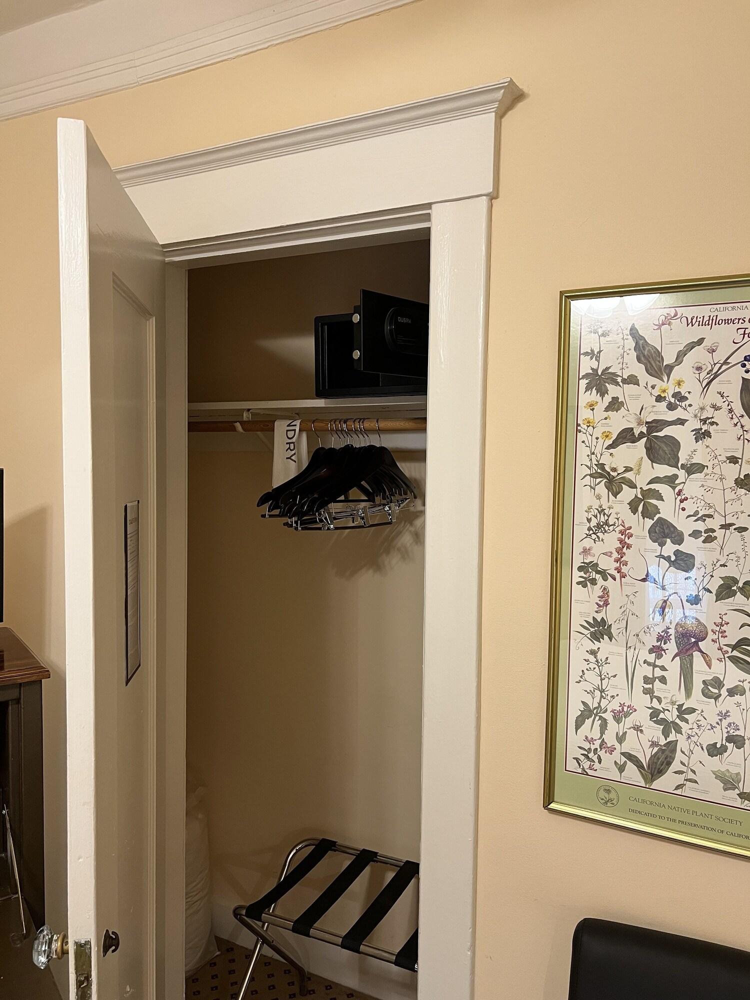 Double Queen Size Bed