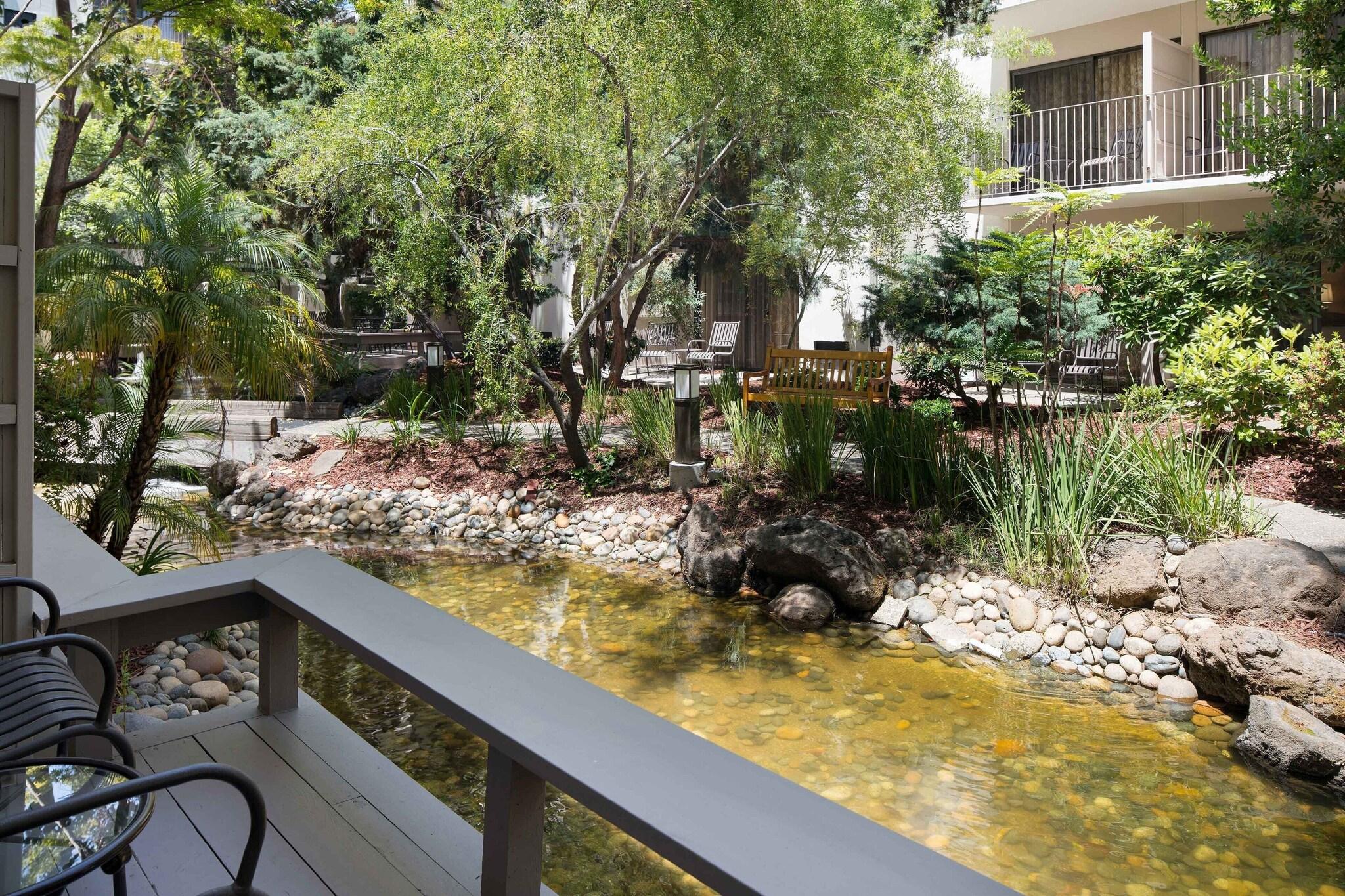 Quadruple Deluxe Two Double Beds