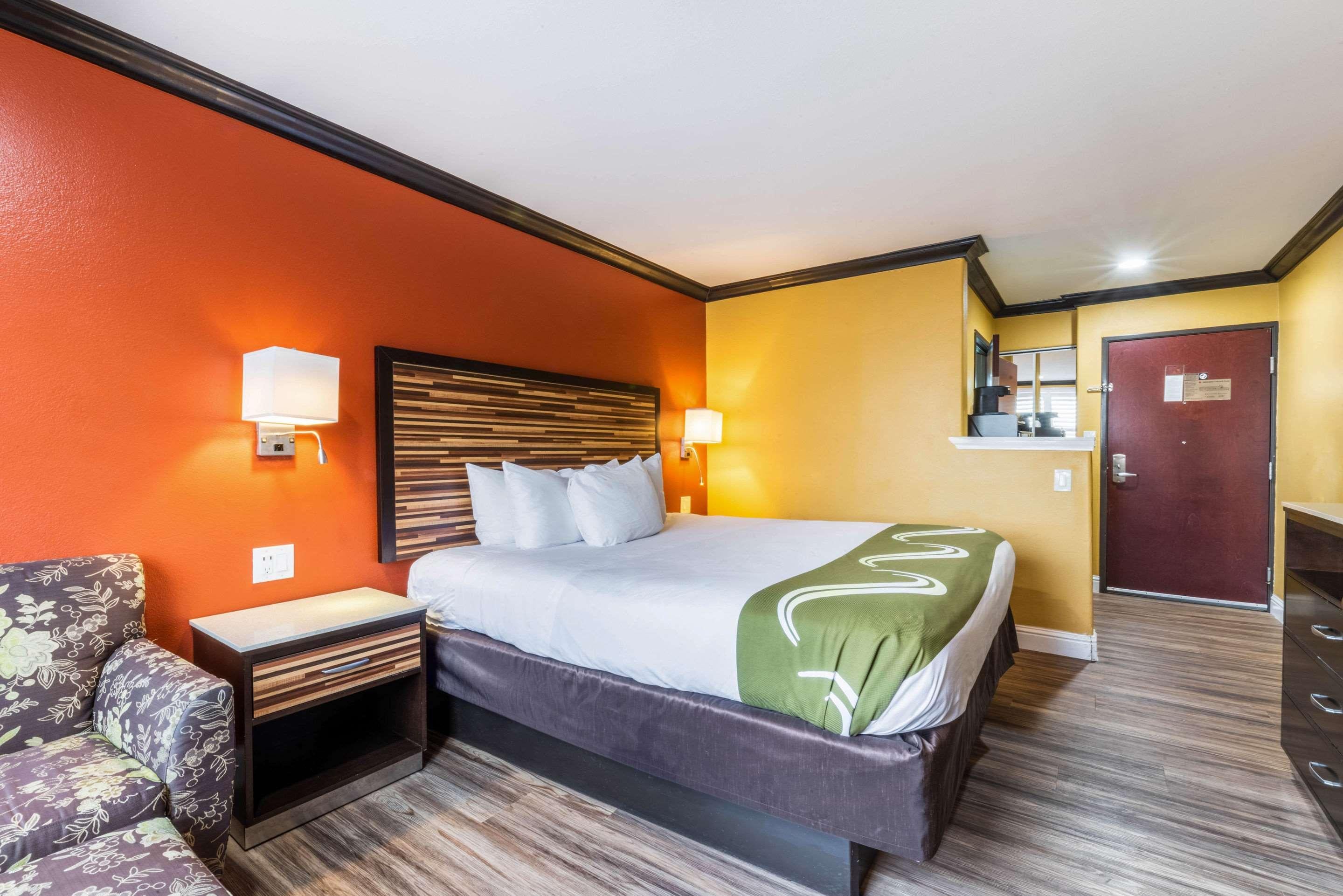 Double Accessible King Size Bed