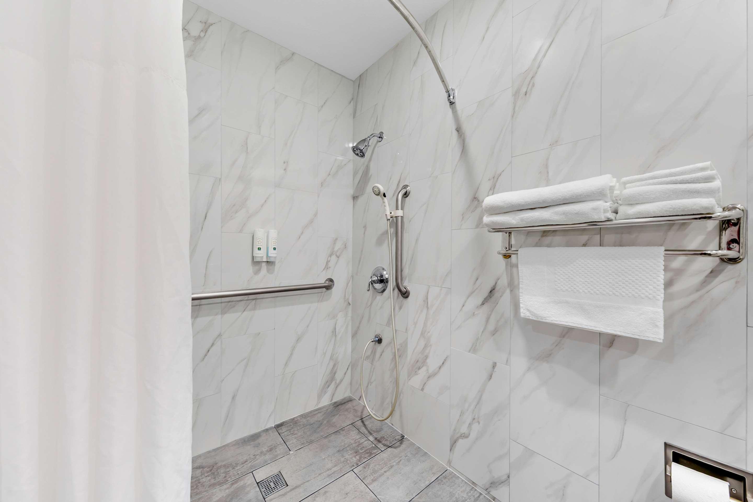 Double Accessible King Size Bed