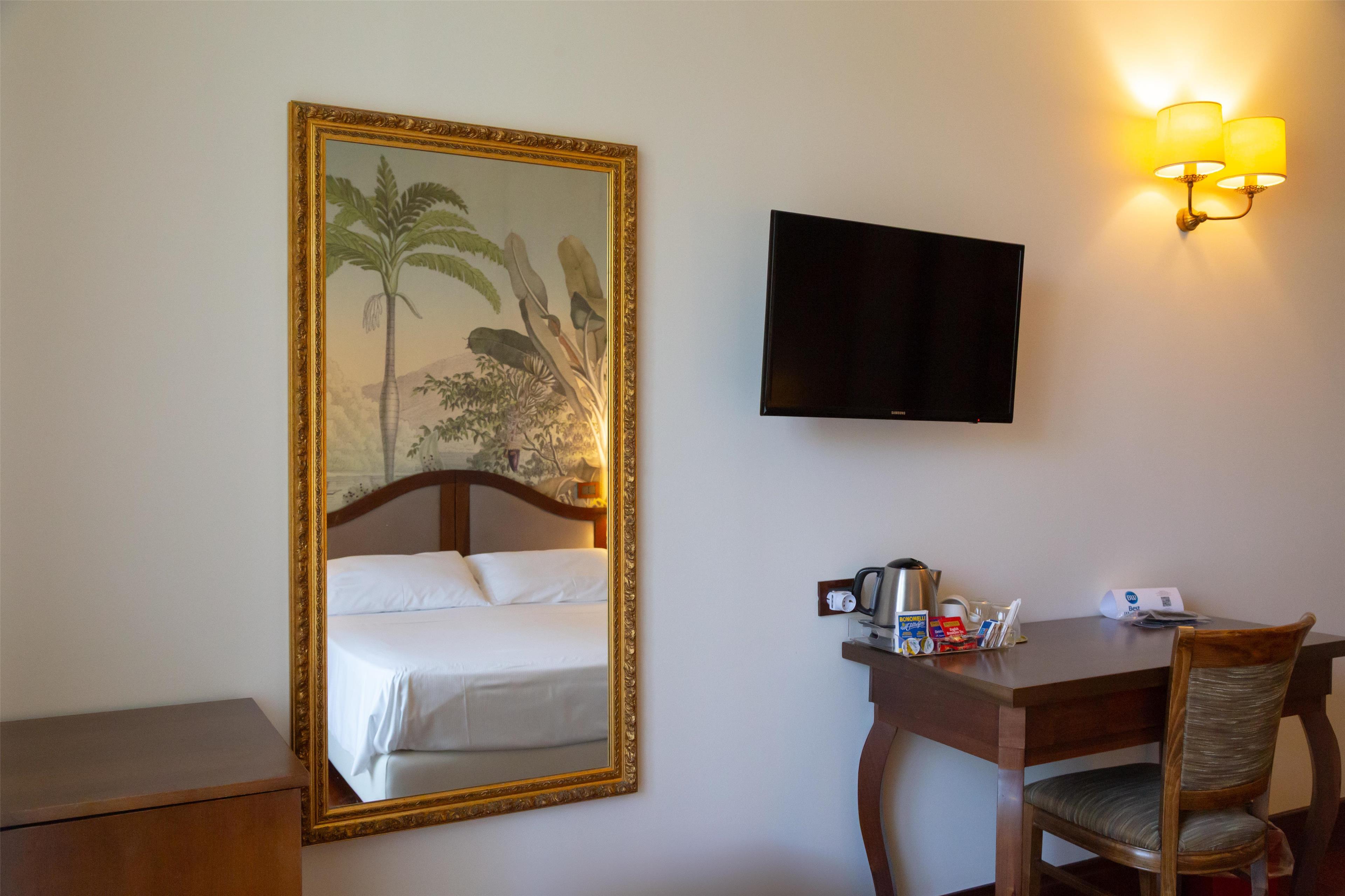 Double or Twin Standard