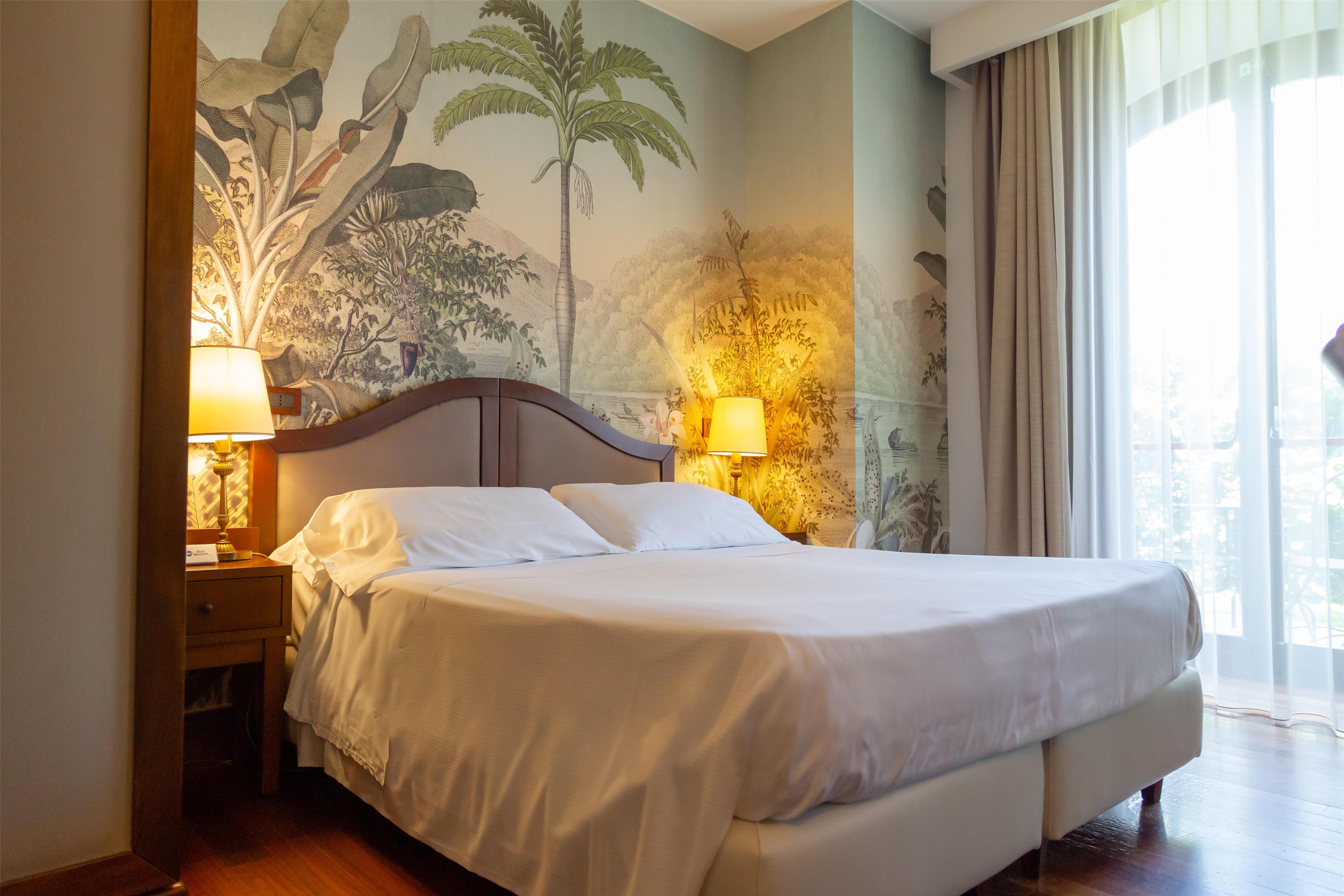 Double or Twin Standard