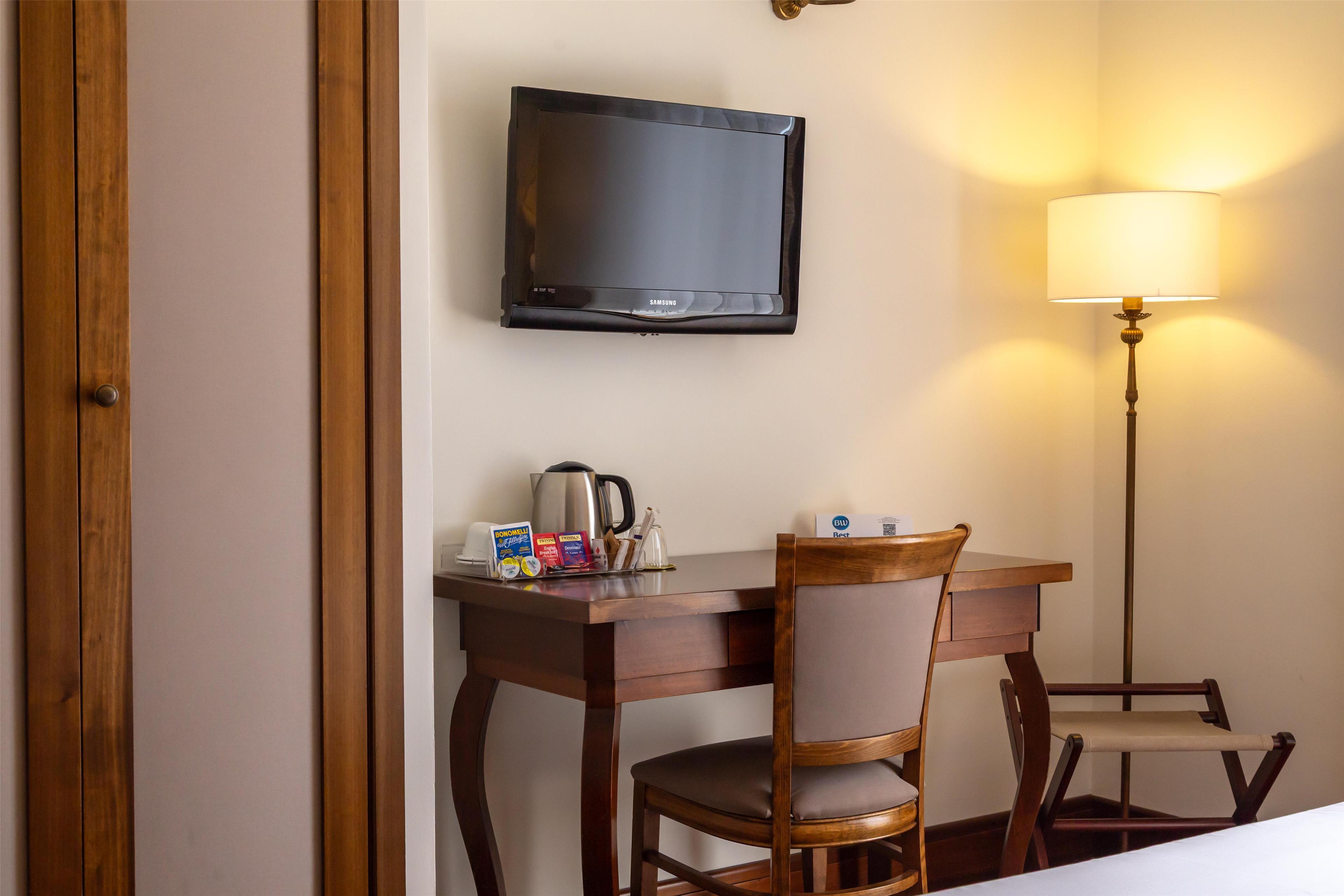 Double or Twin Standard