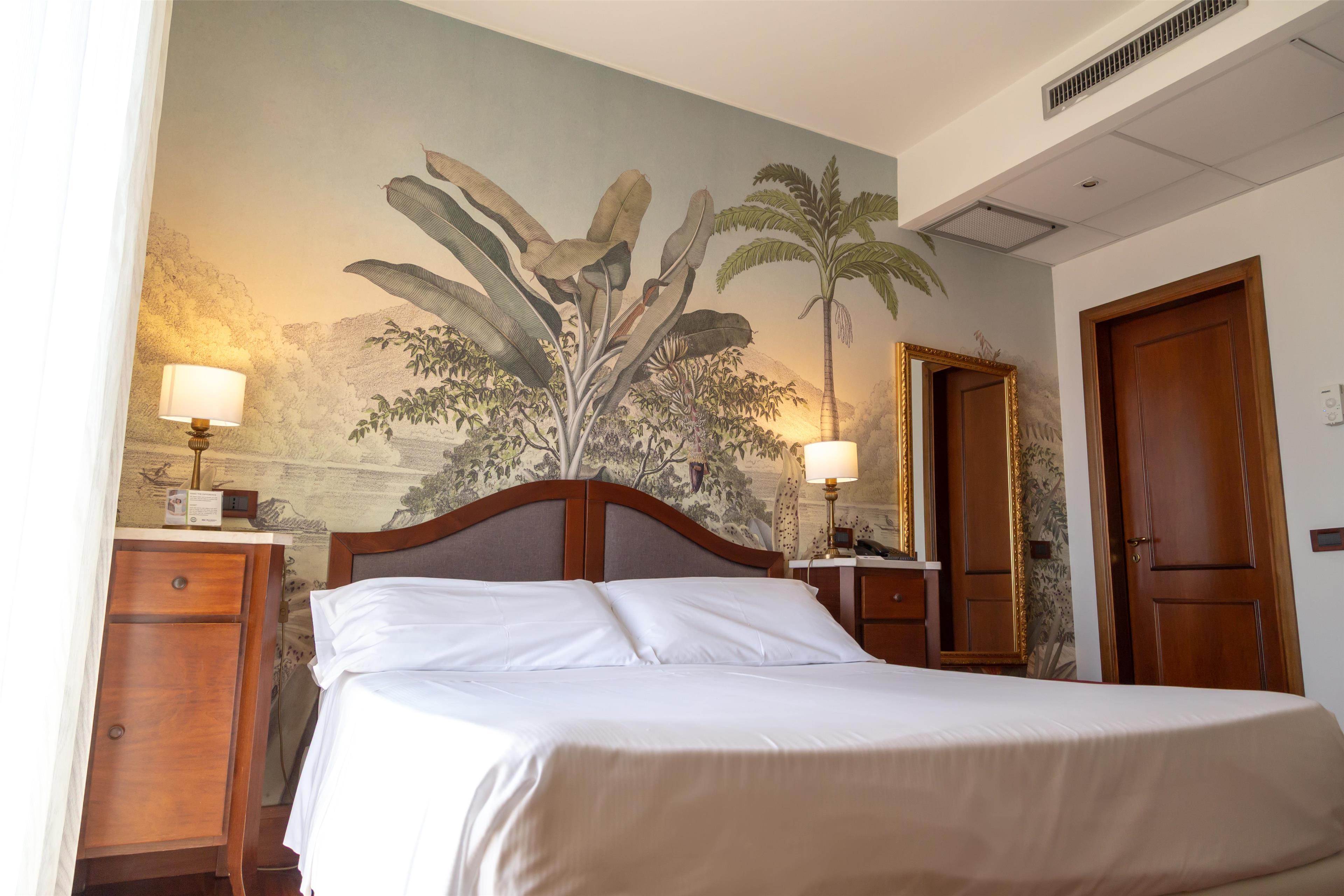 Double or Twin Standard