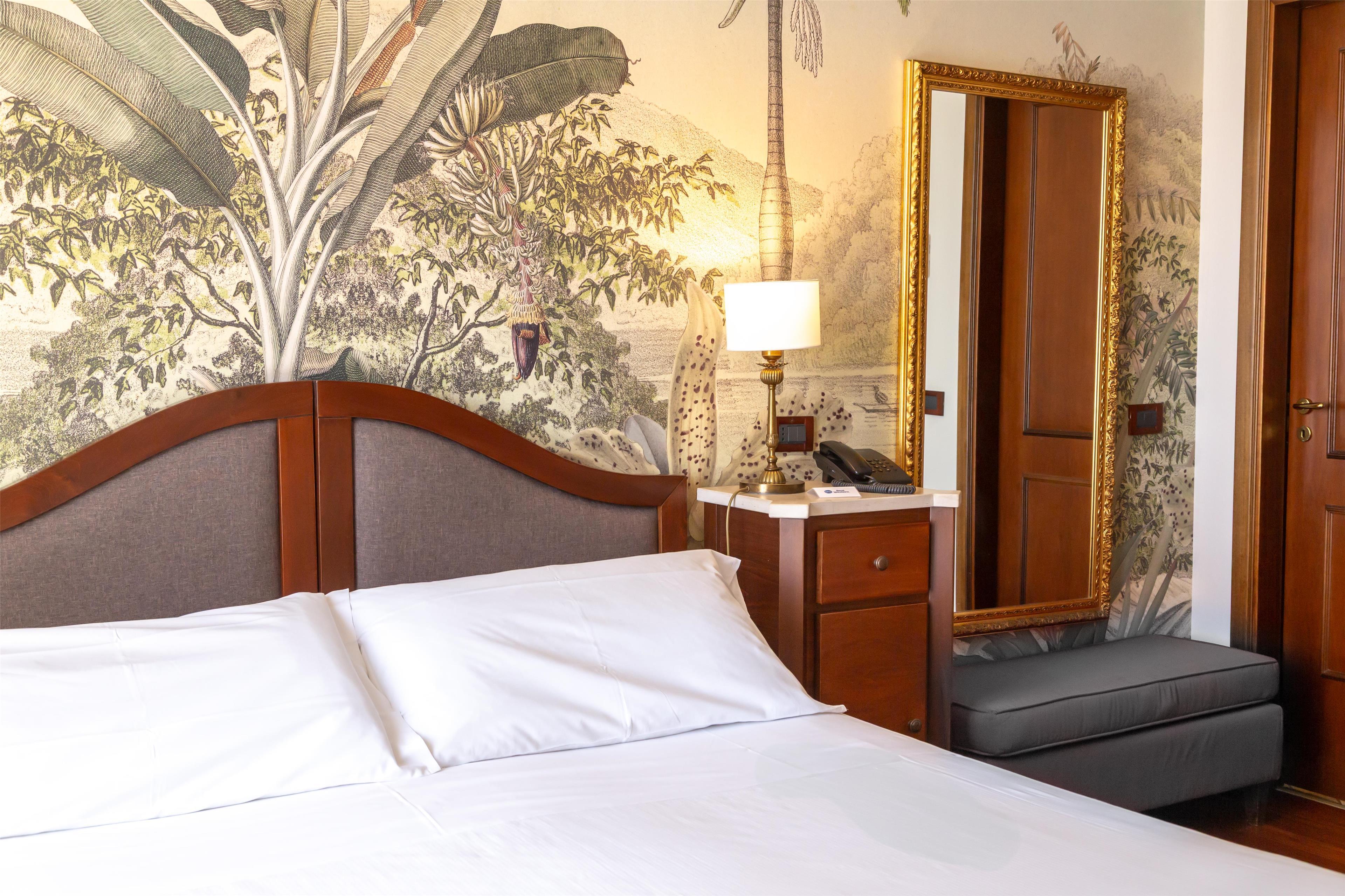 Double or Twin Standard