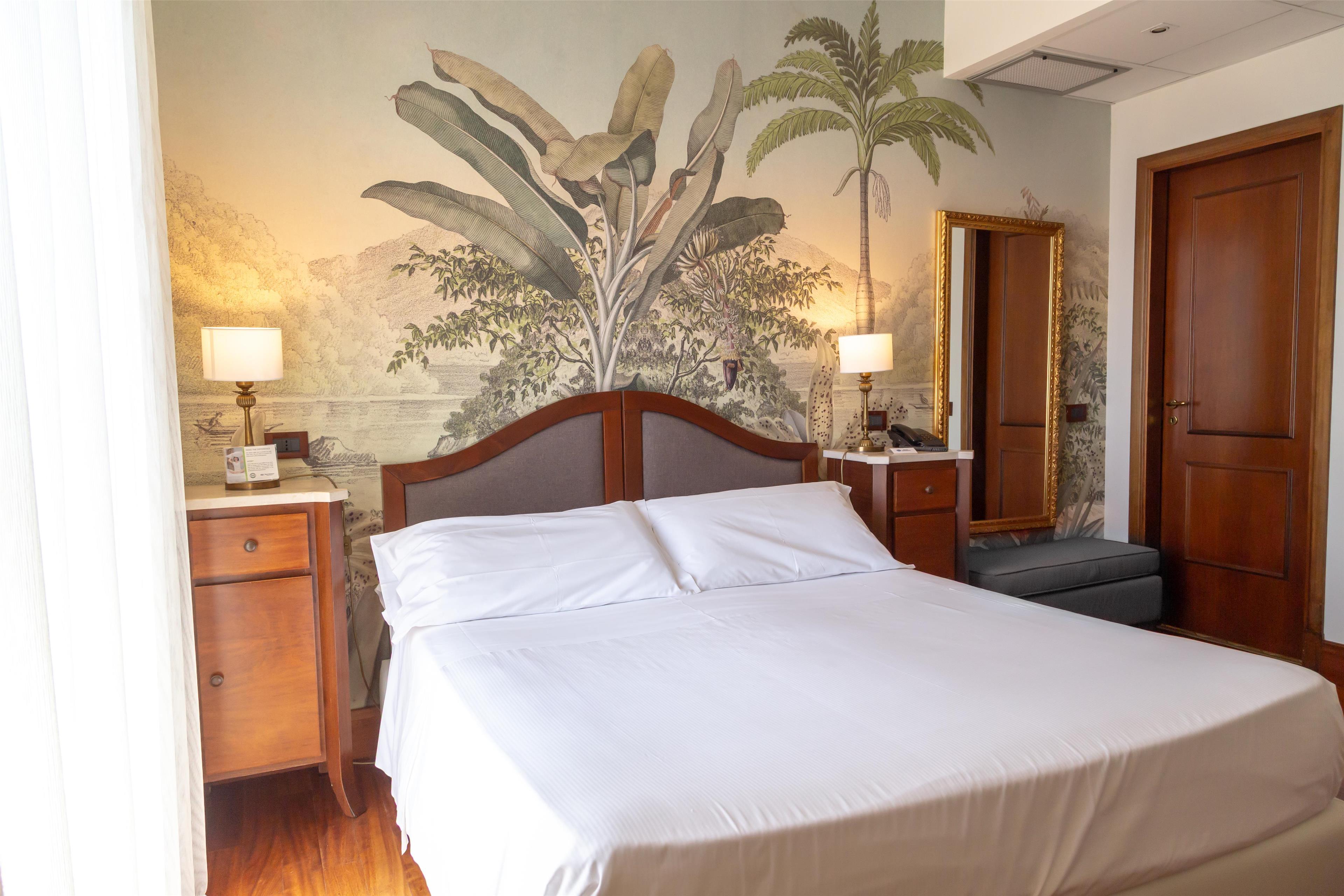 Double or Twin Standard