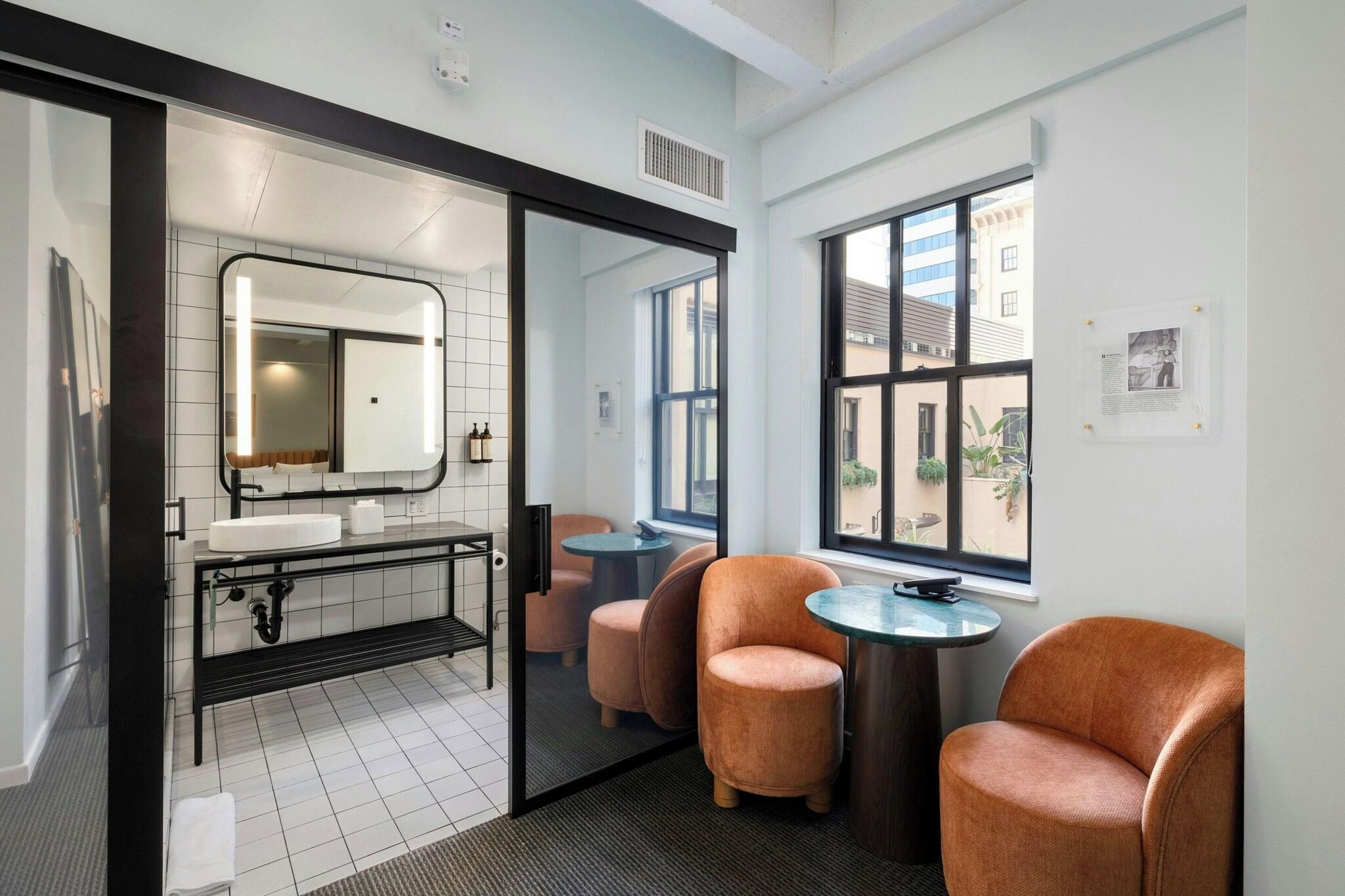 Double City View King Bed