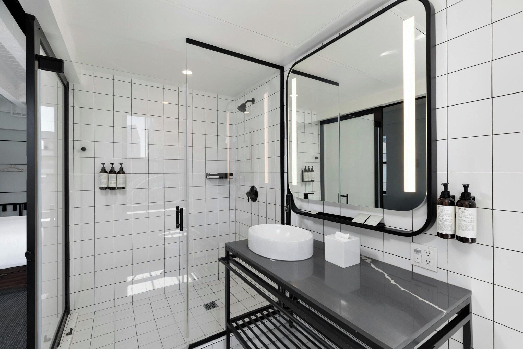 Double City View King Bed