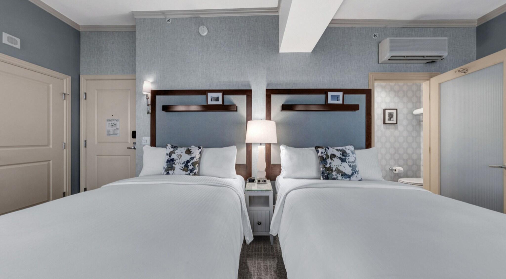 Double Deluxe Two Queen Beds