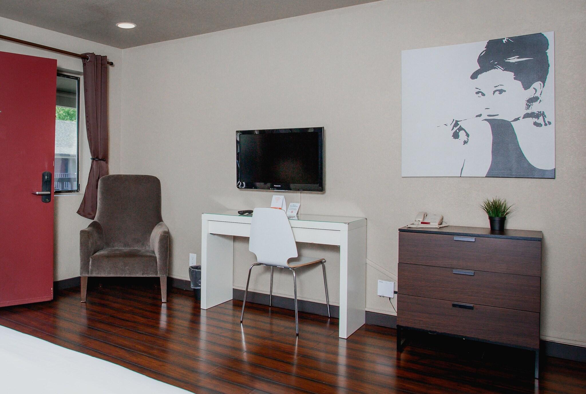 Studio with Kitchenette