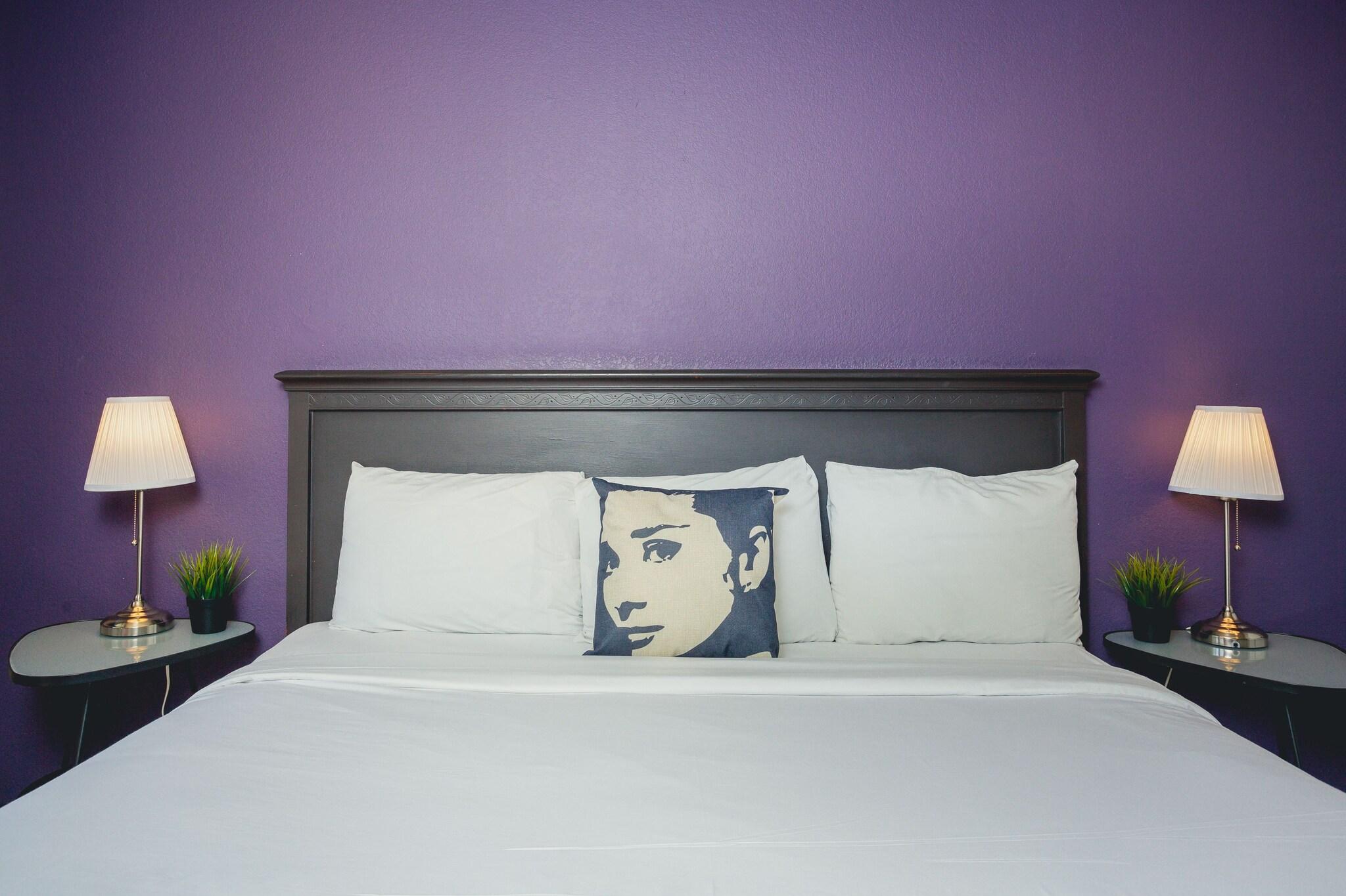 Double Deluxe King Bed