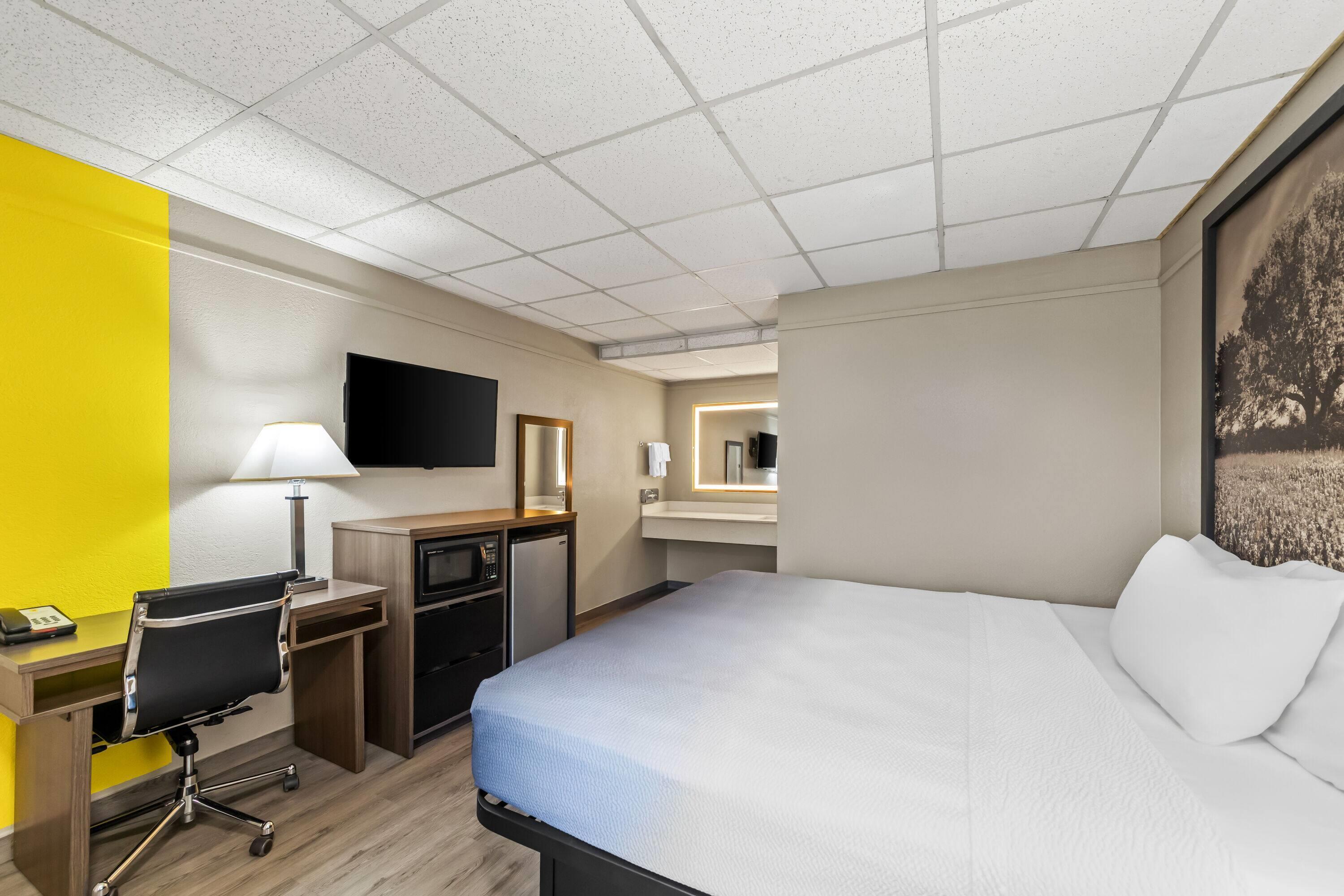 Double Accessible-queen Size Bed