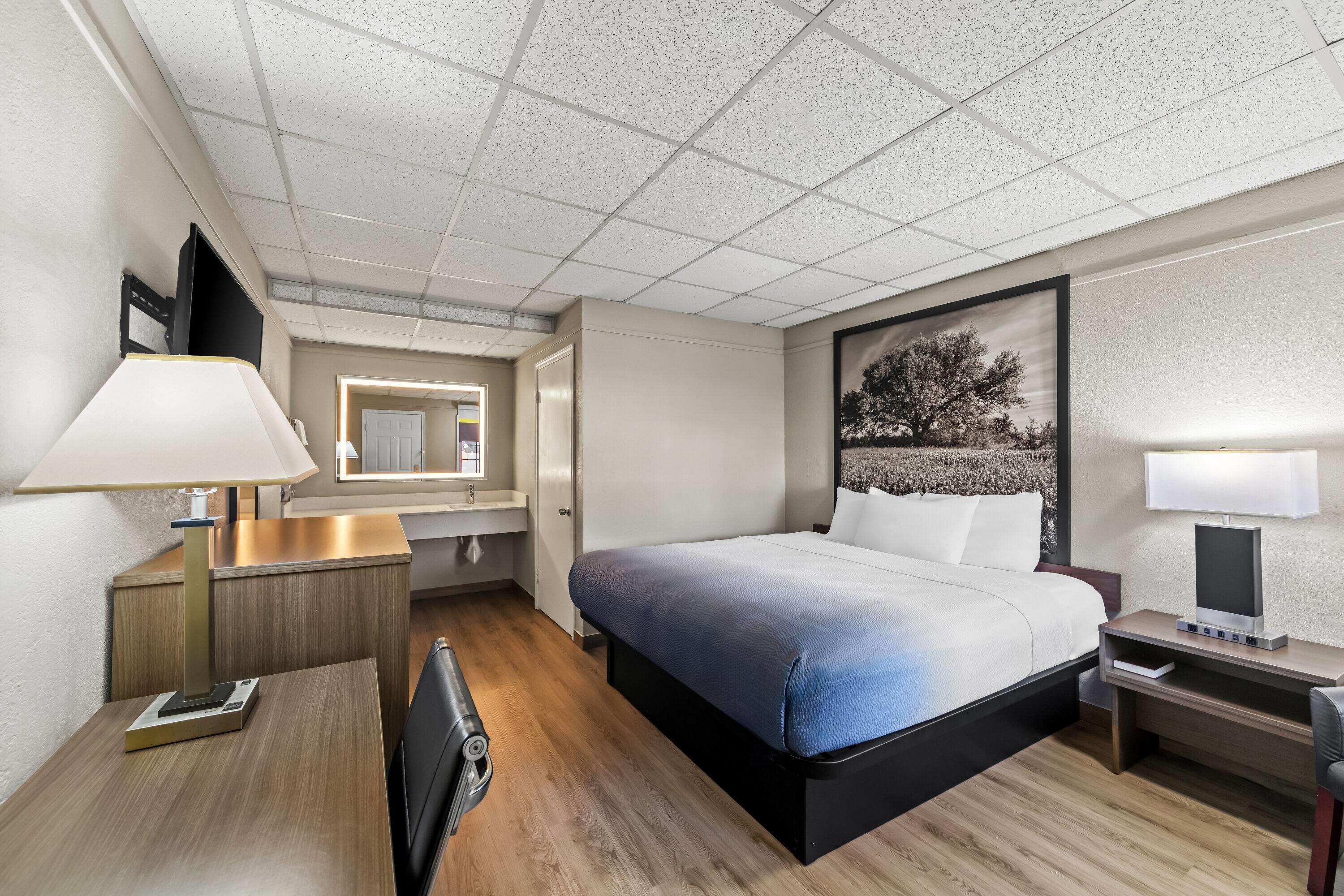 Double Accessible-queen Size Bed