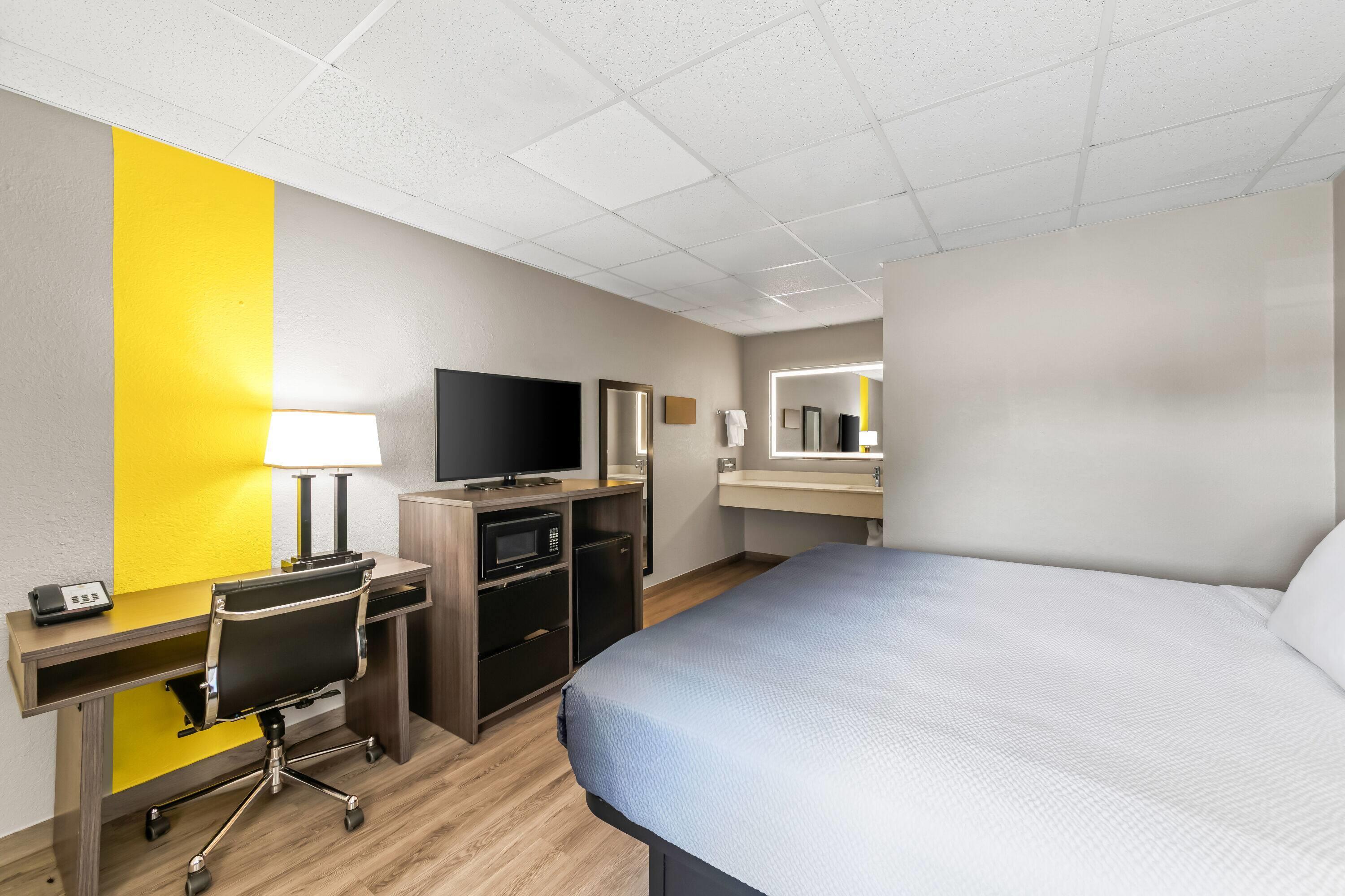 Double King Bed Non Smoking