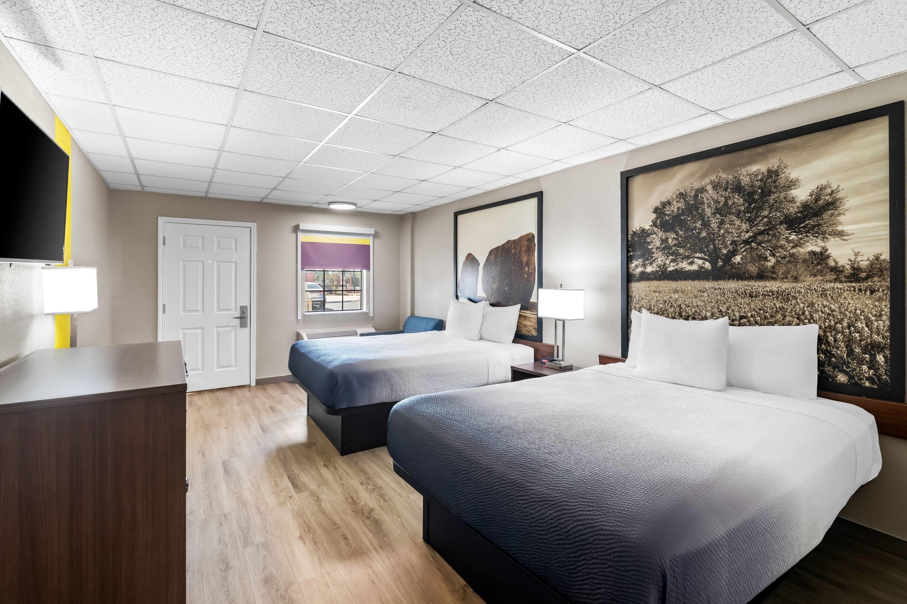 Double Accessible-two Queen Beds