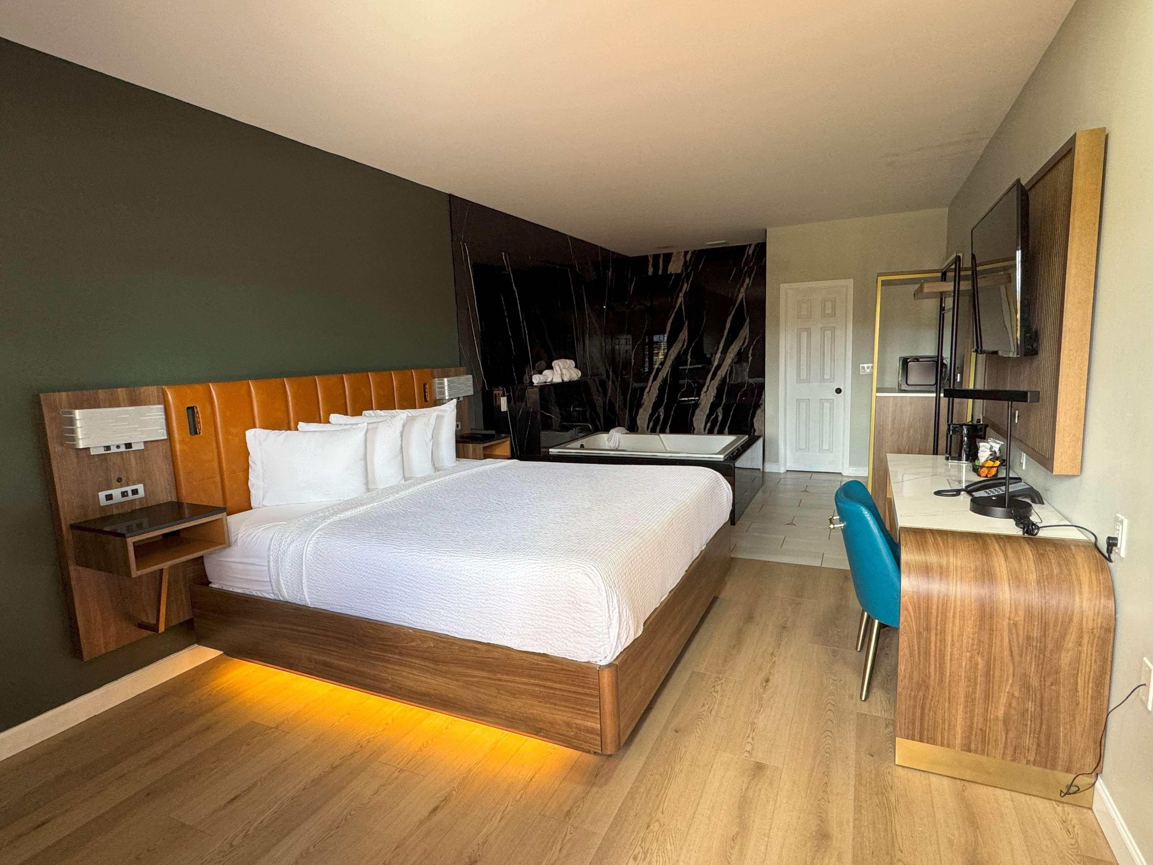 Double King Size Bed