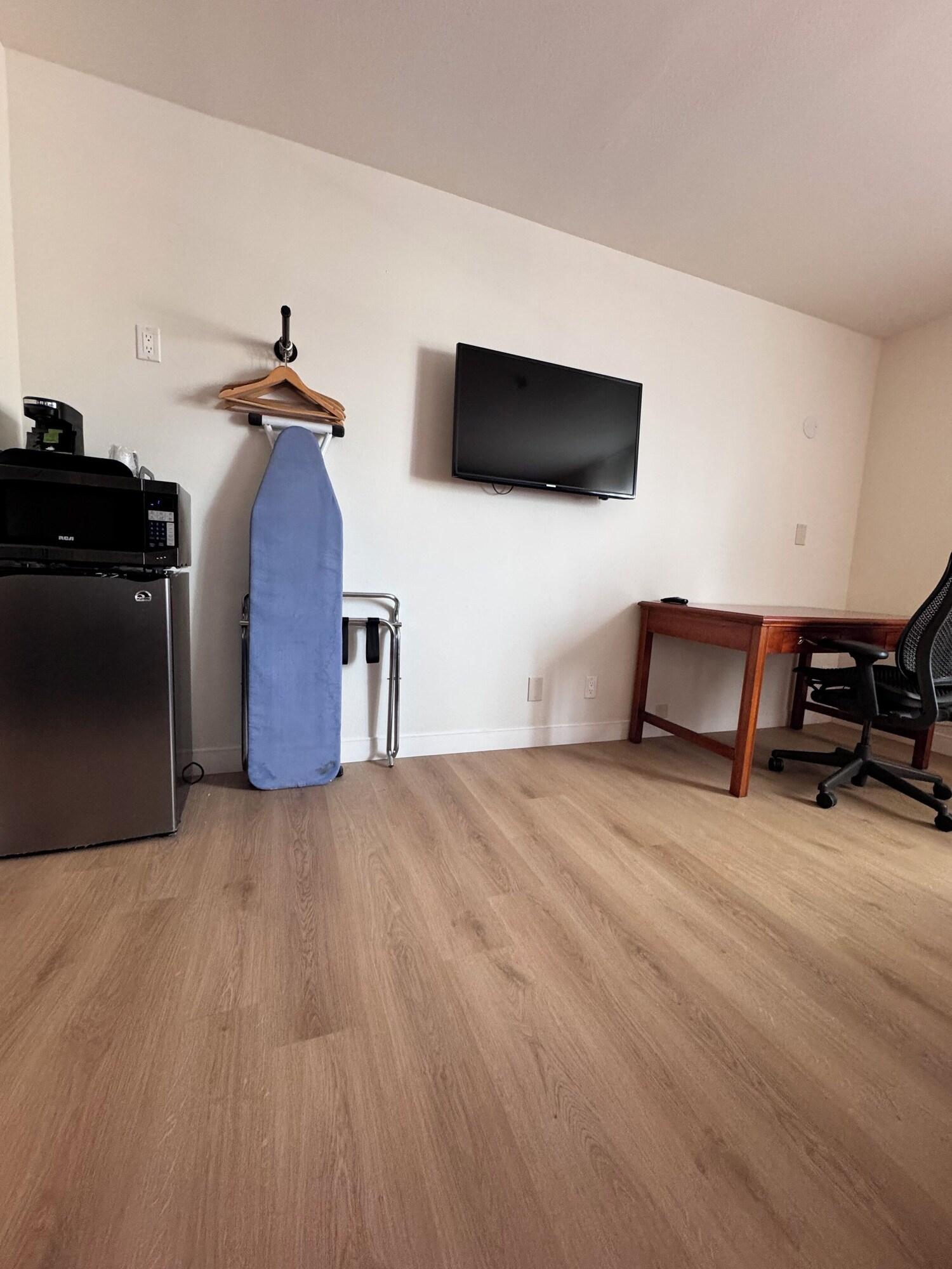 Double King Bed Non Smoking