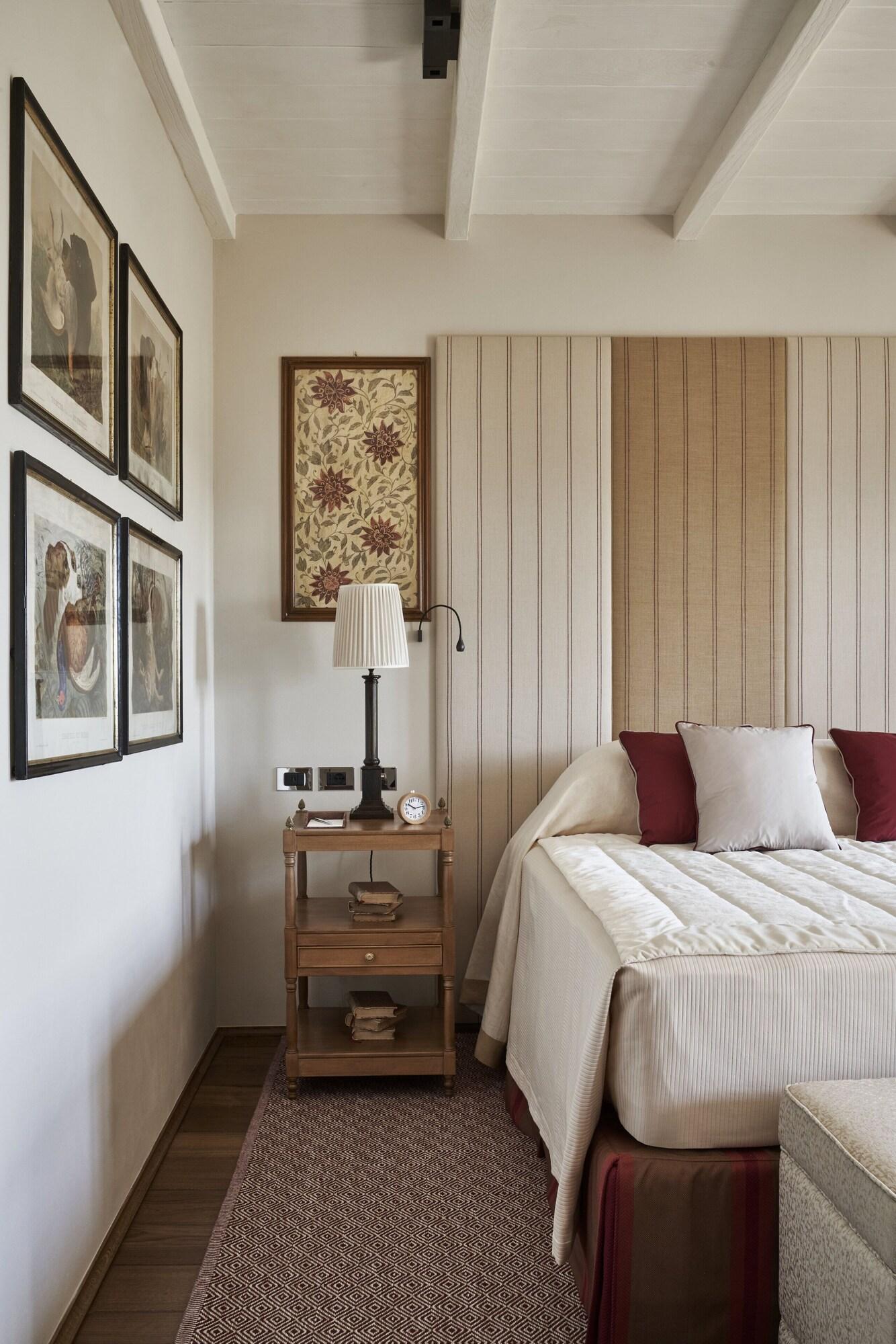 Junior Suite King Size Bed