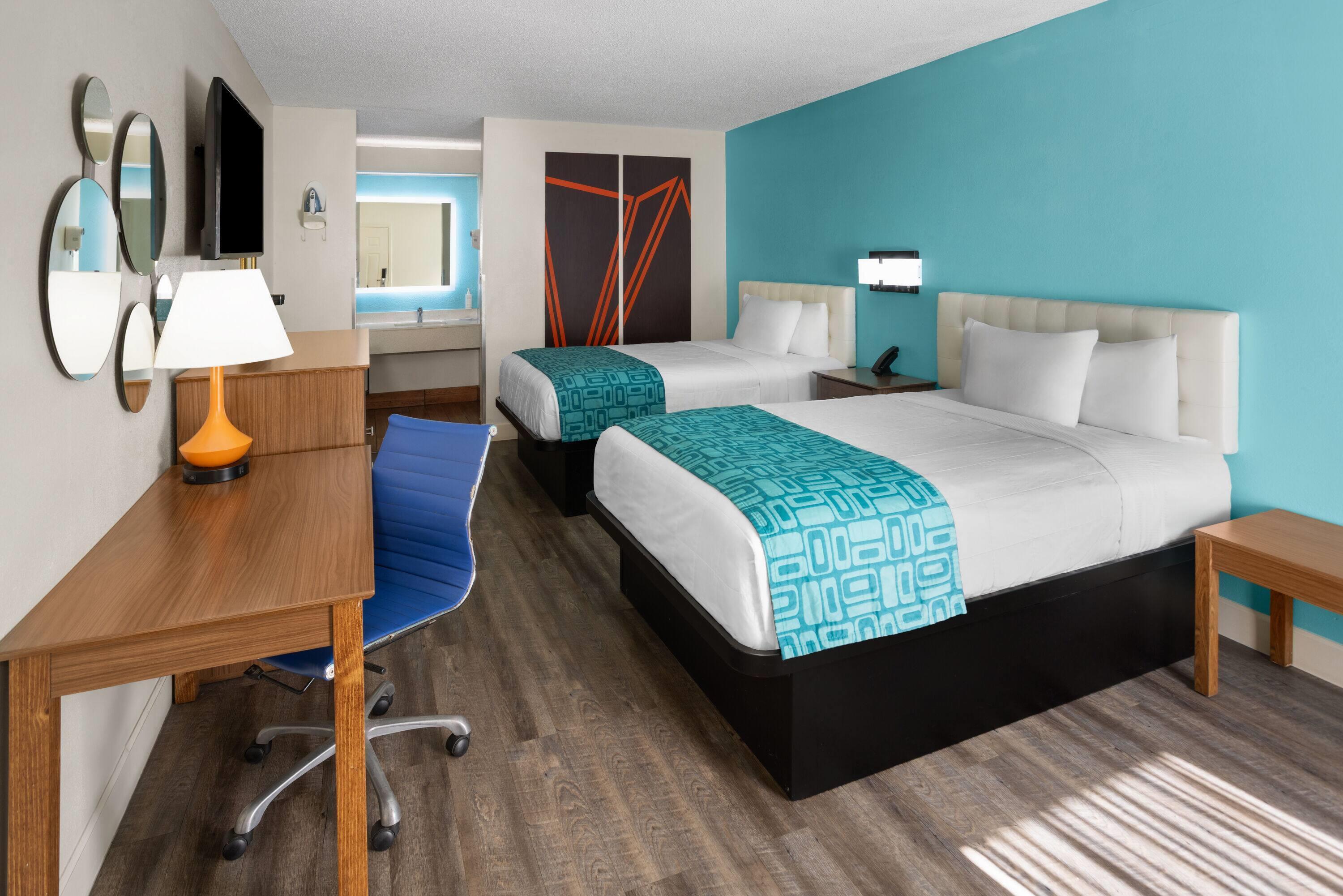 Room Two Double Beds