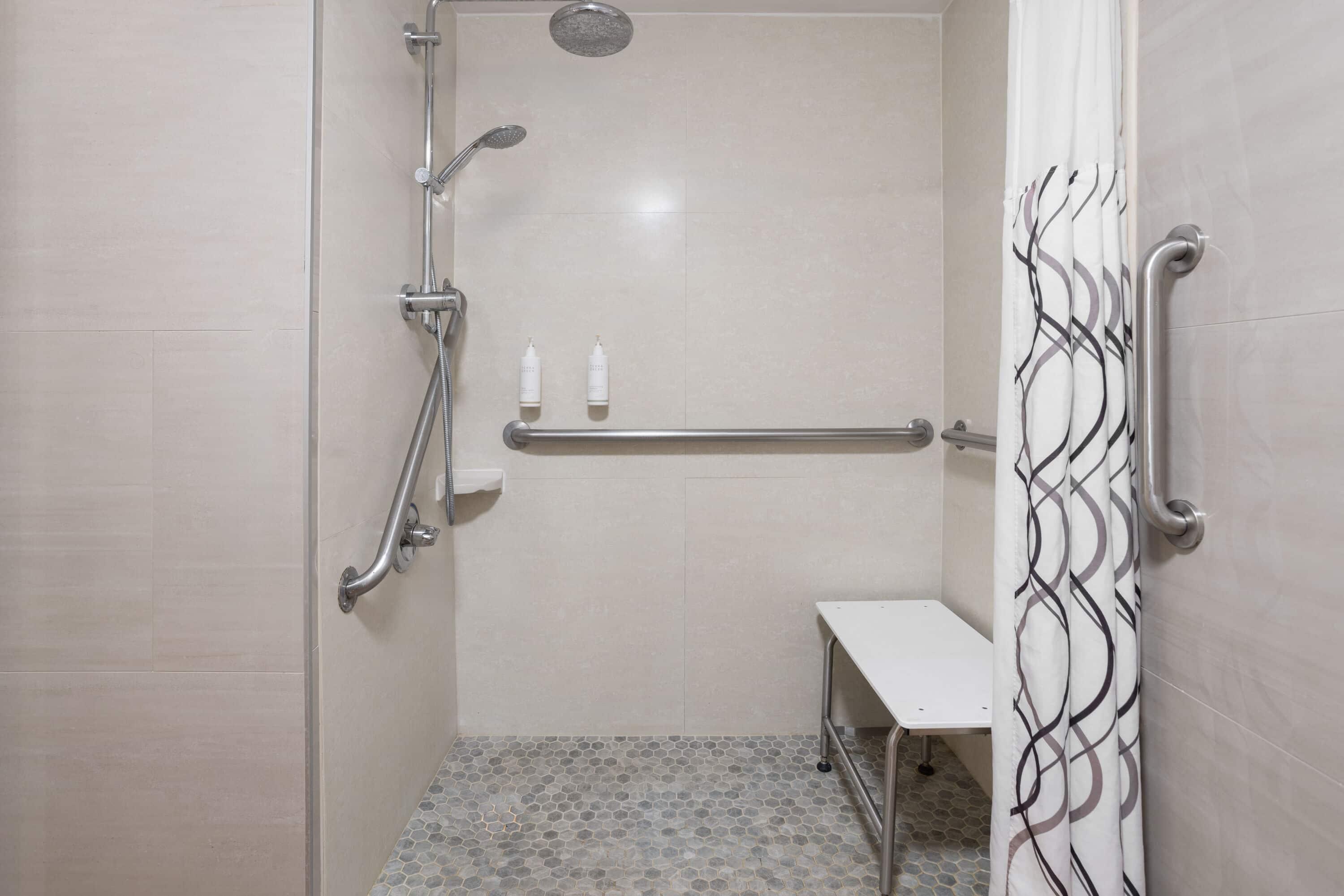 Double King Bed Non Smoking