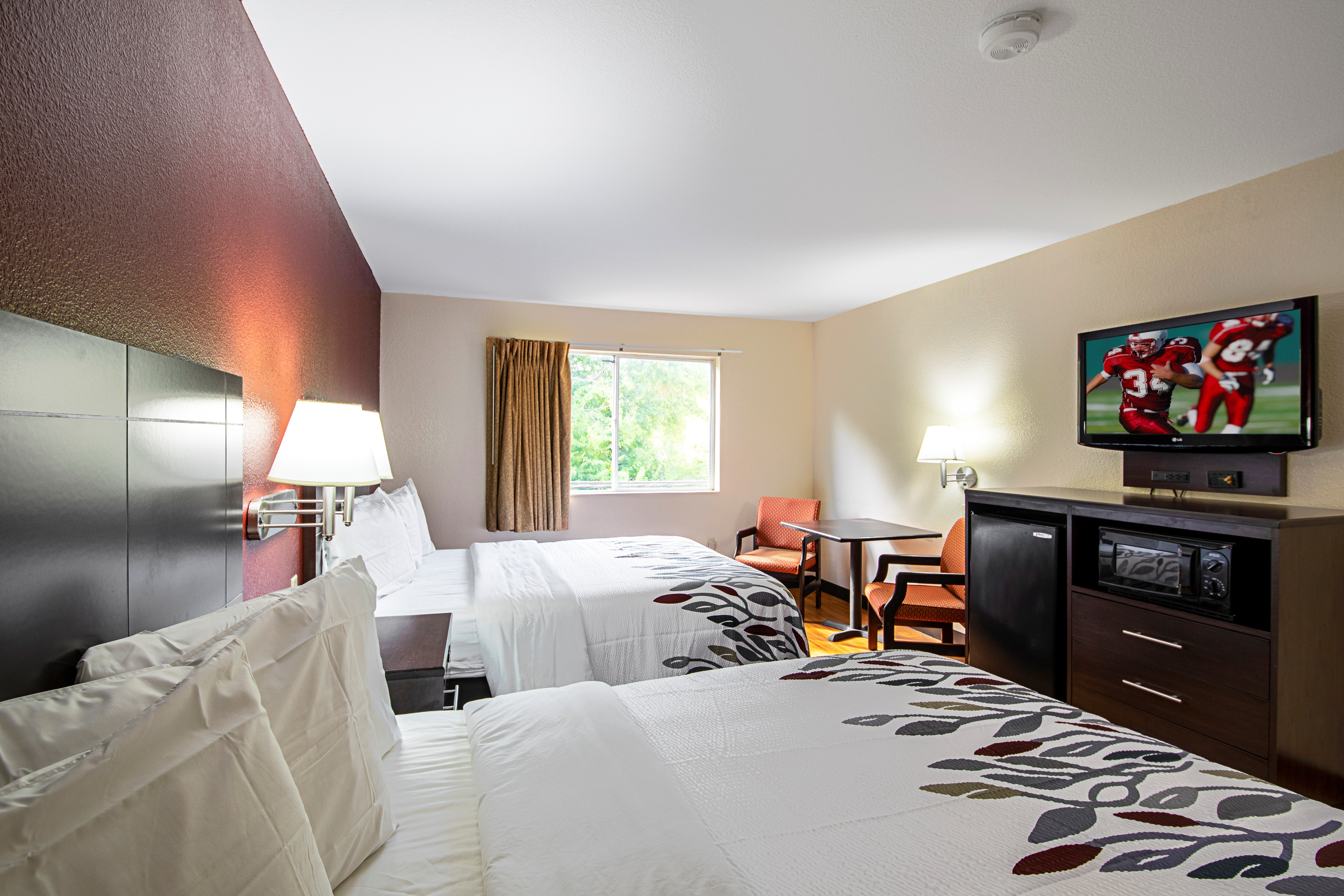 Double Two Queen Beds Non Smoking