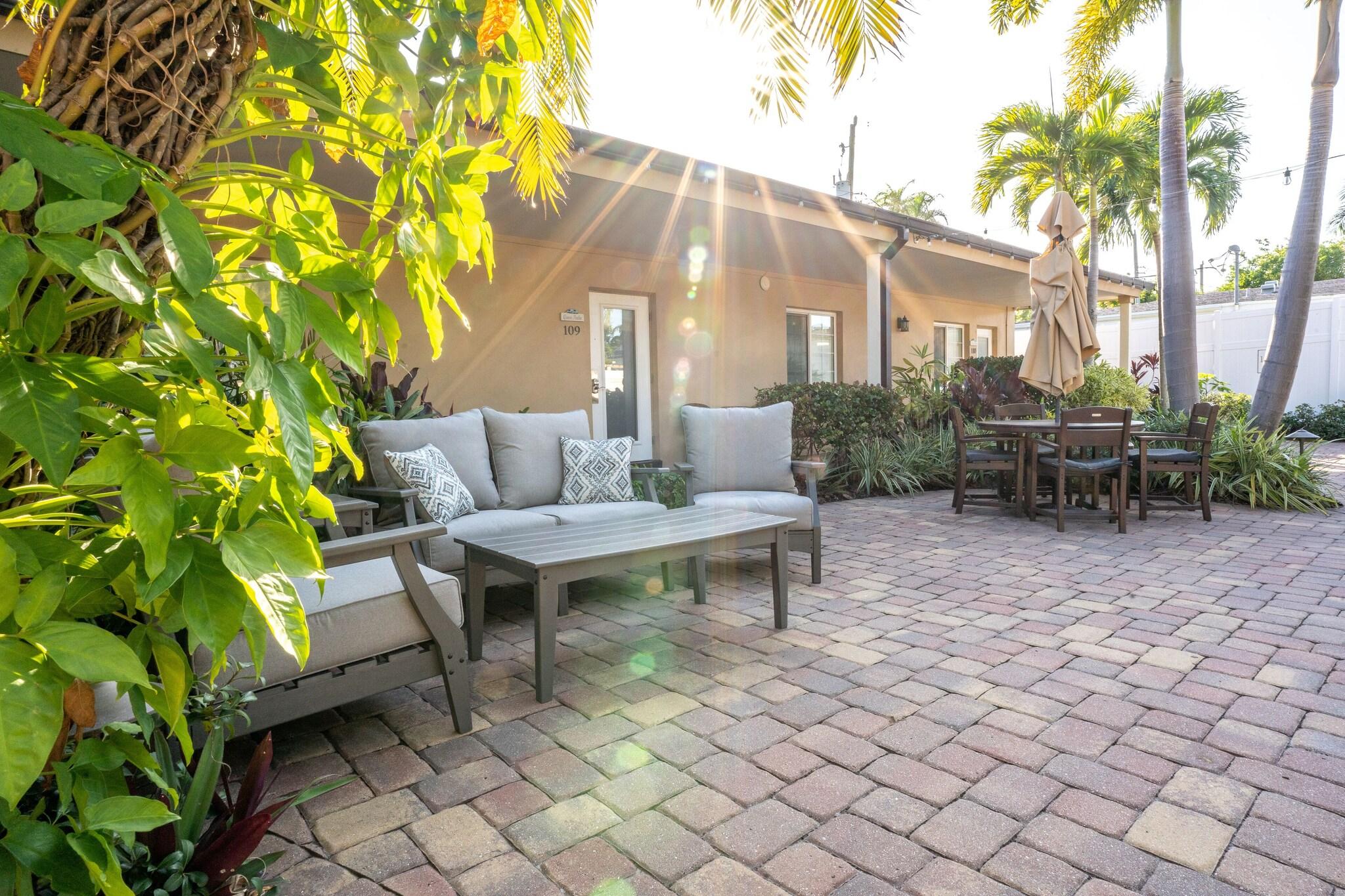 Studio Premium King Bed