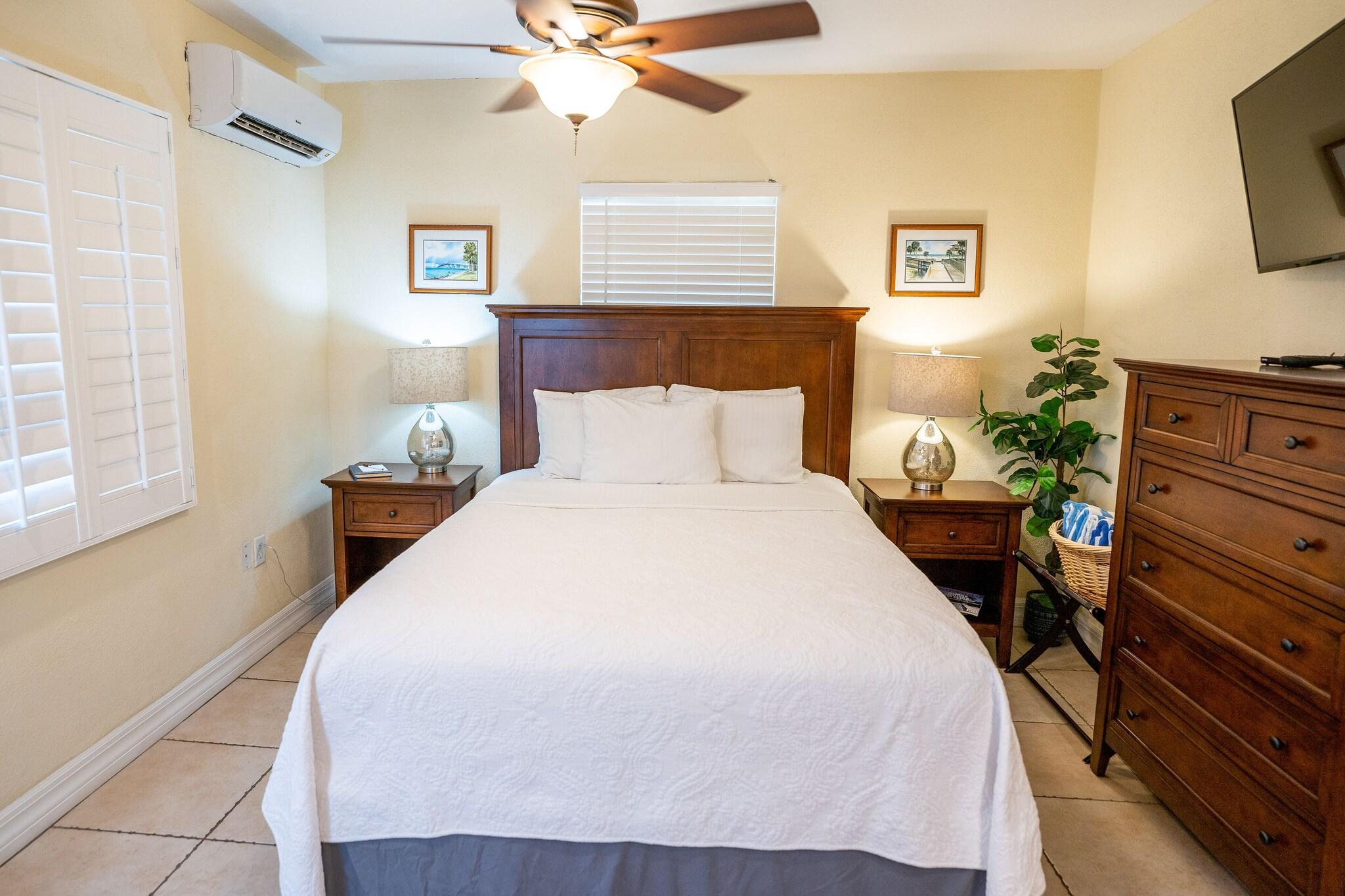 Studio Queen Size Bed