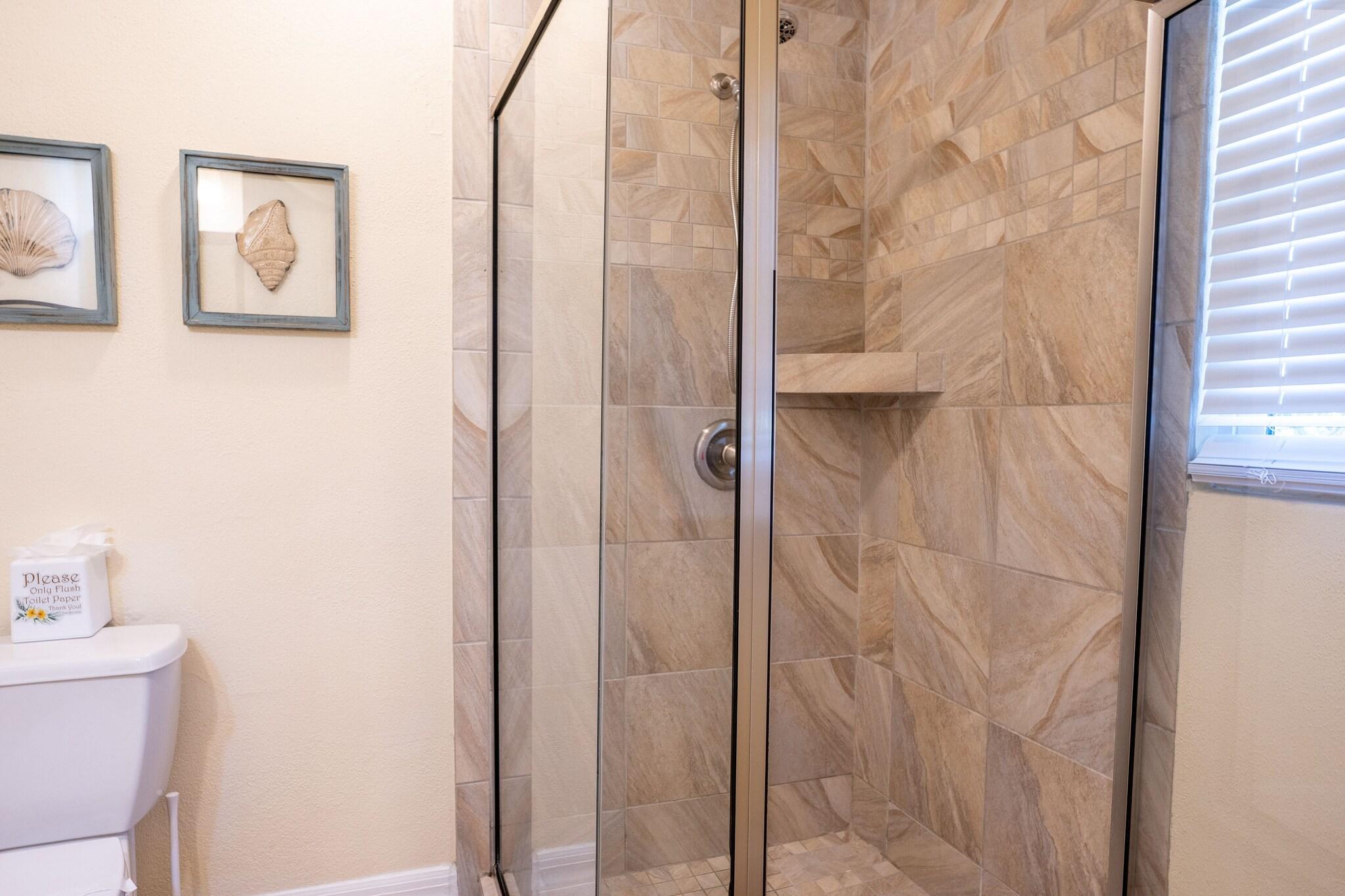 Studio Queen Size Bed