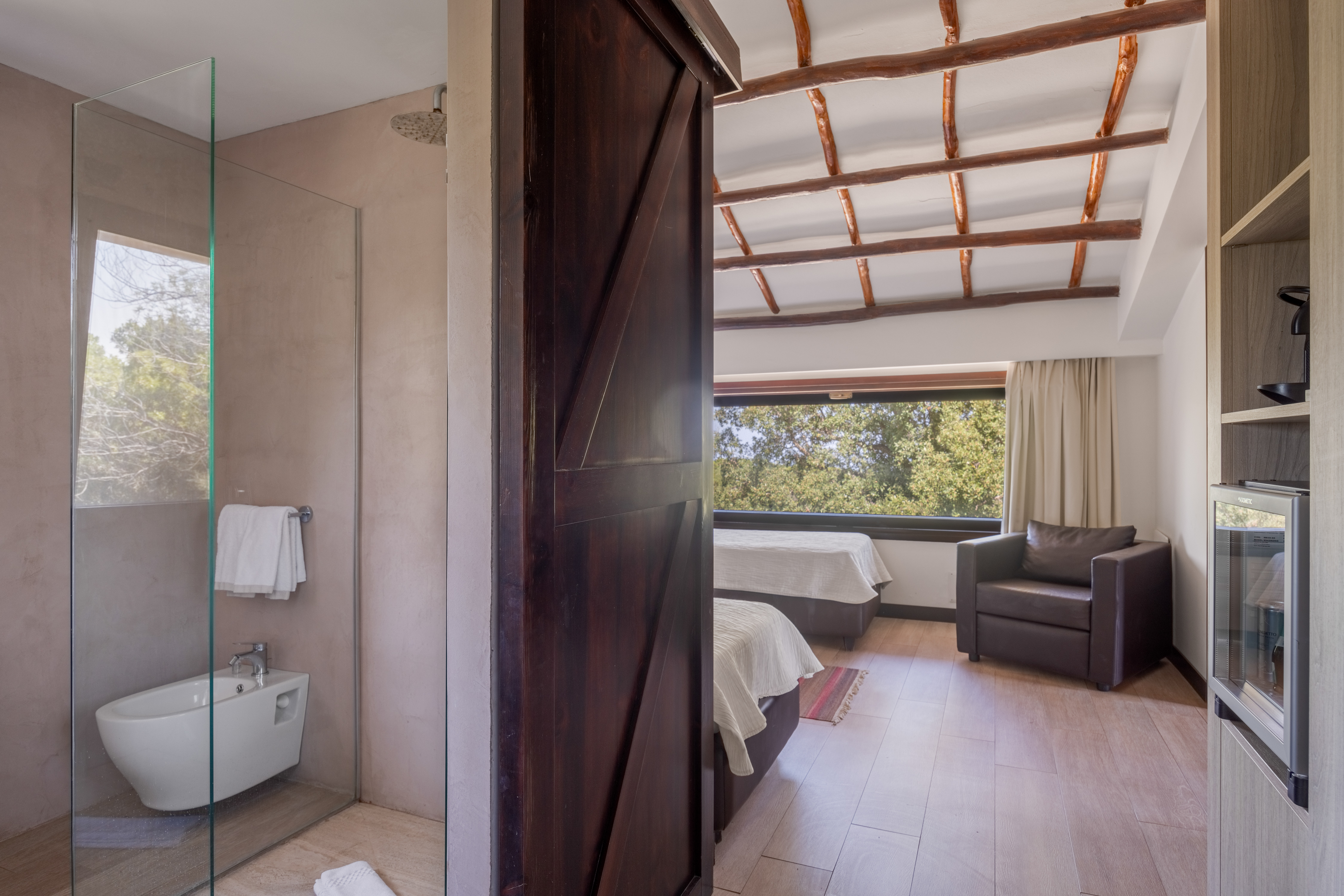 Suite Capacity 4 Two Bedrooms