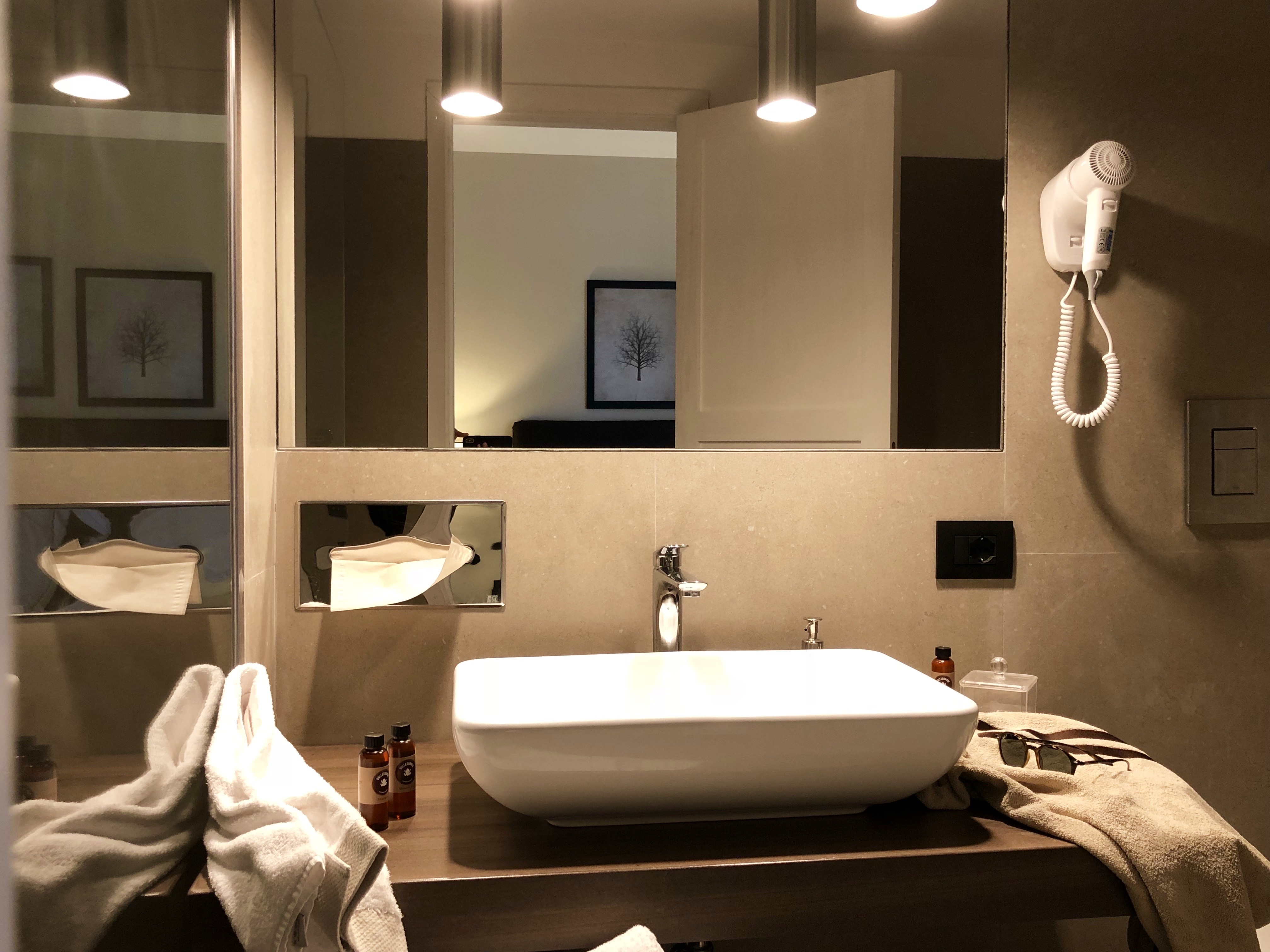 Double or Twin Deluxe