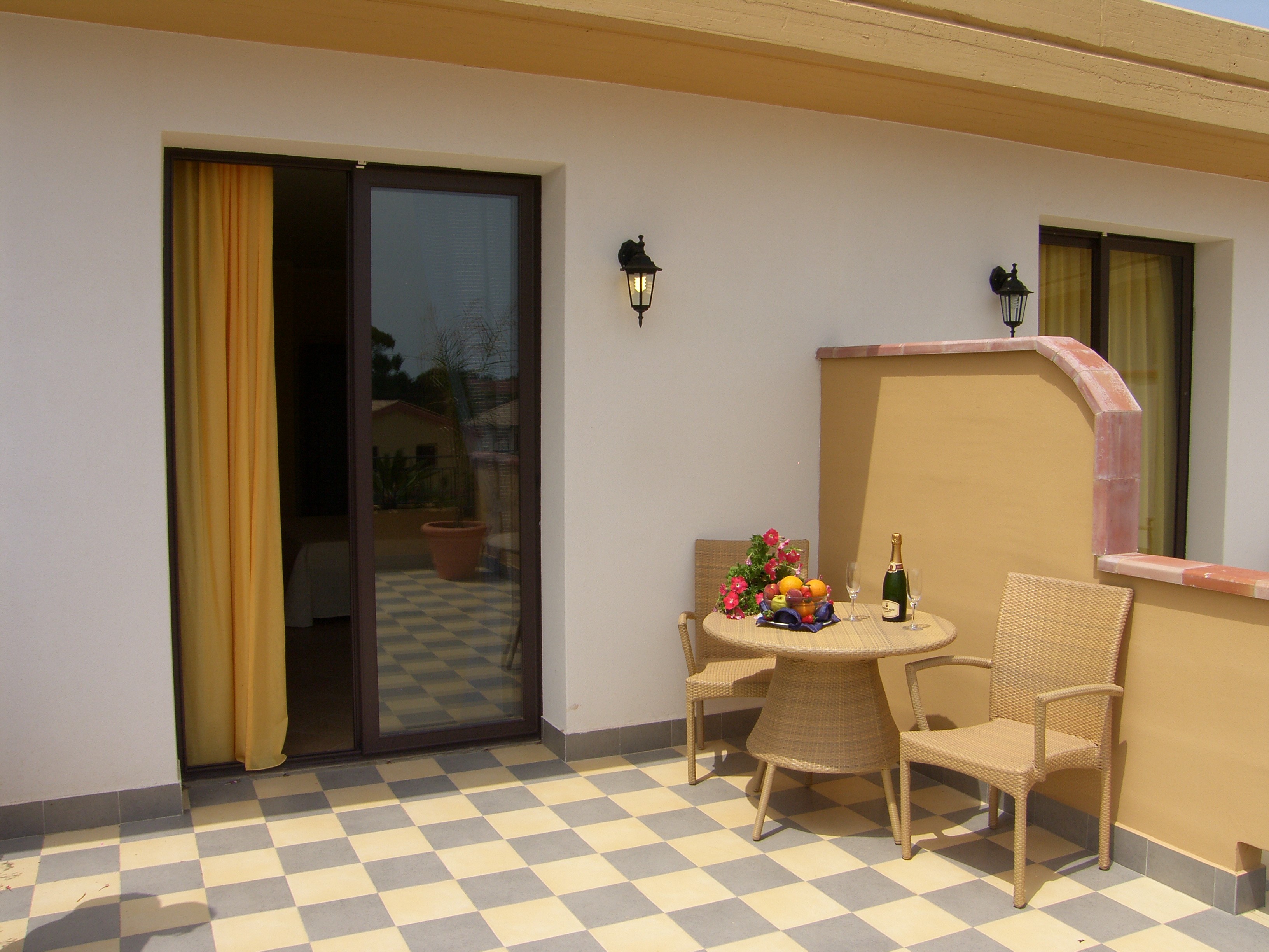 Double Single with Balcony