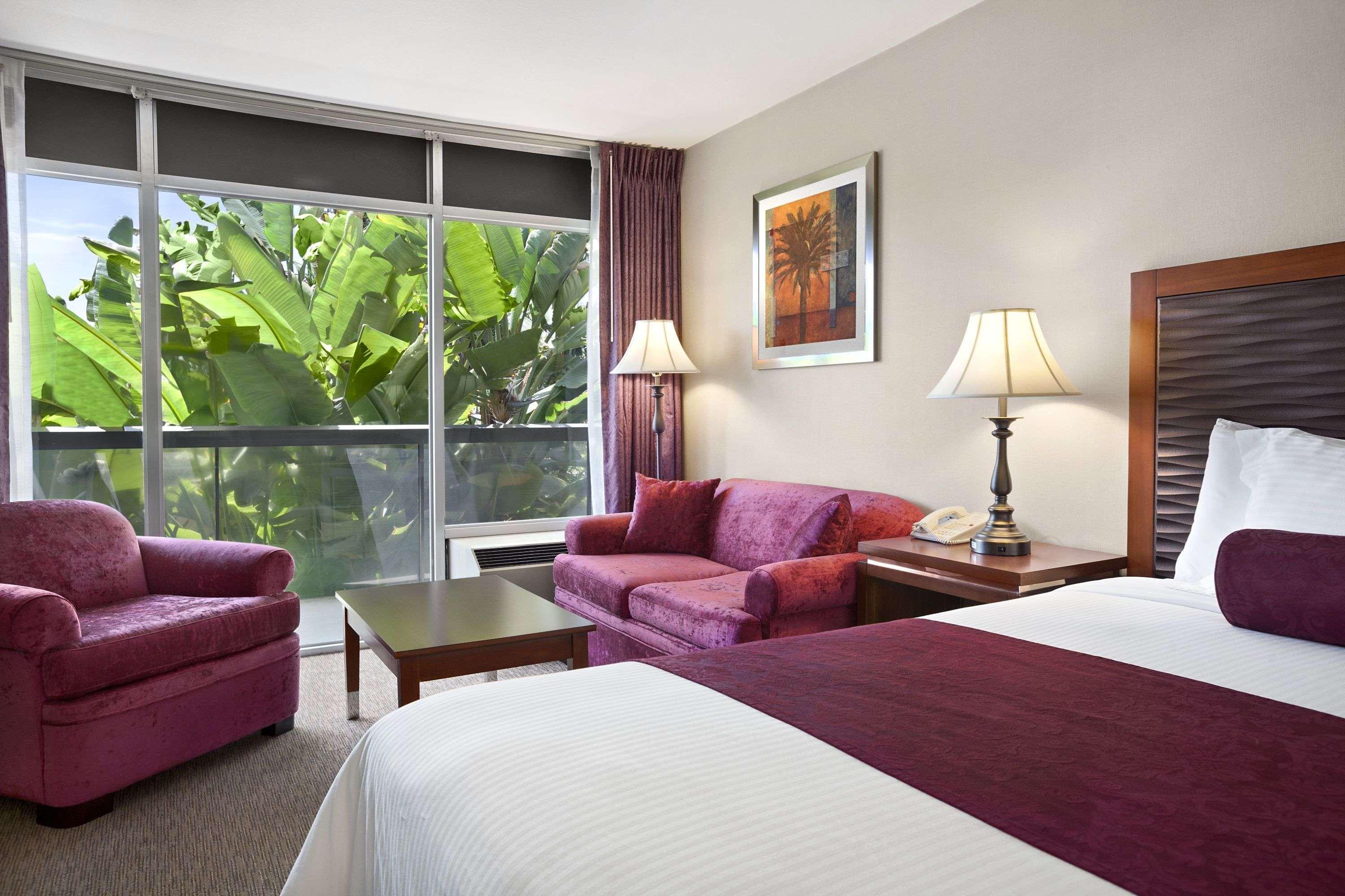 Double Business City View