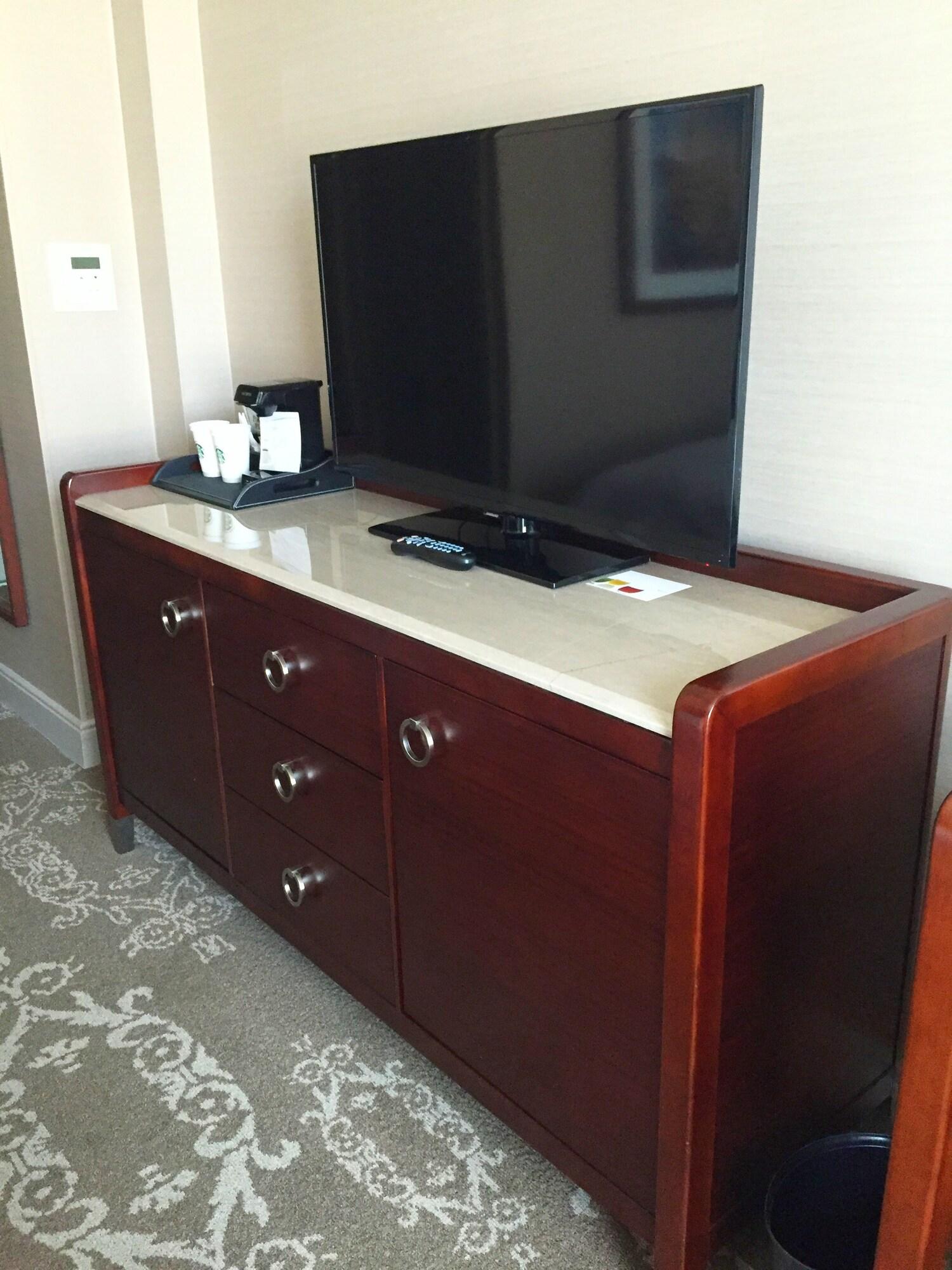 Double Two Queen Beds