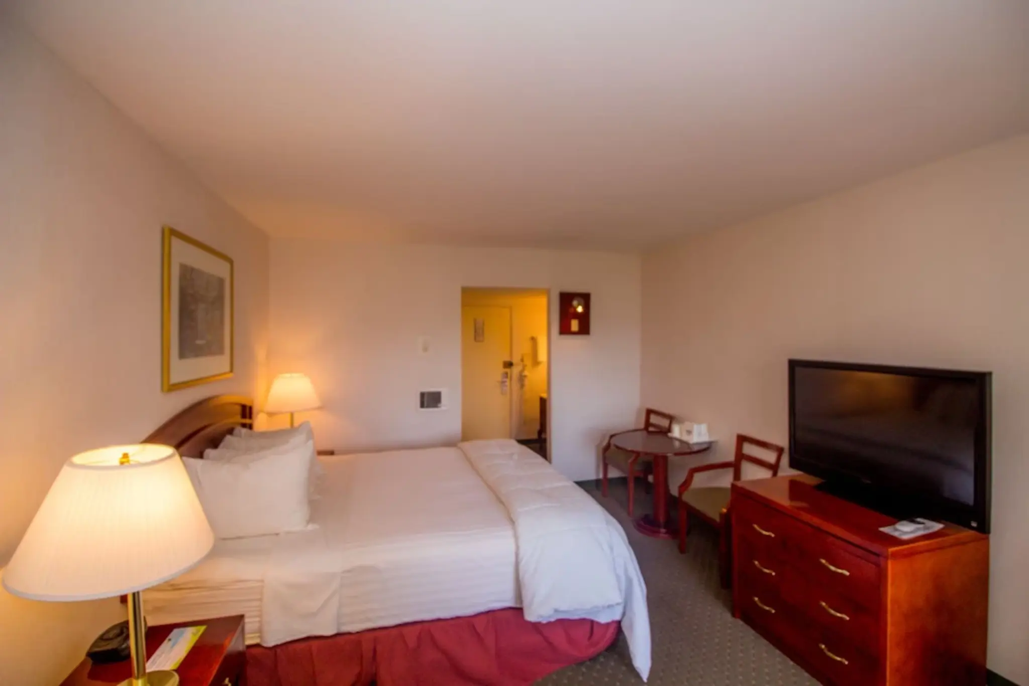 Triple King Bed Non Smoking