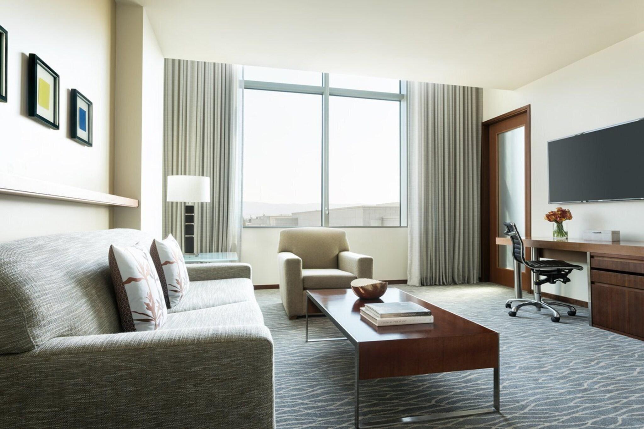 Suite Executive King Bed