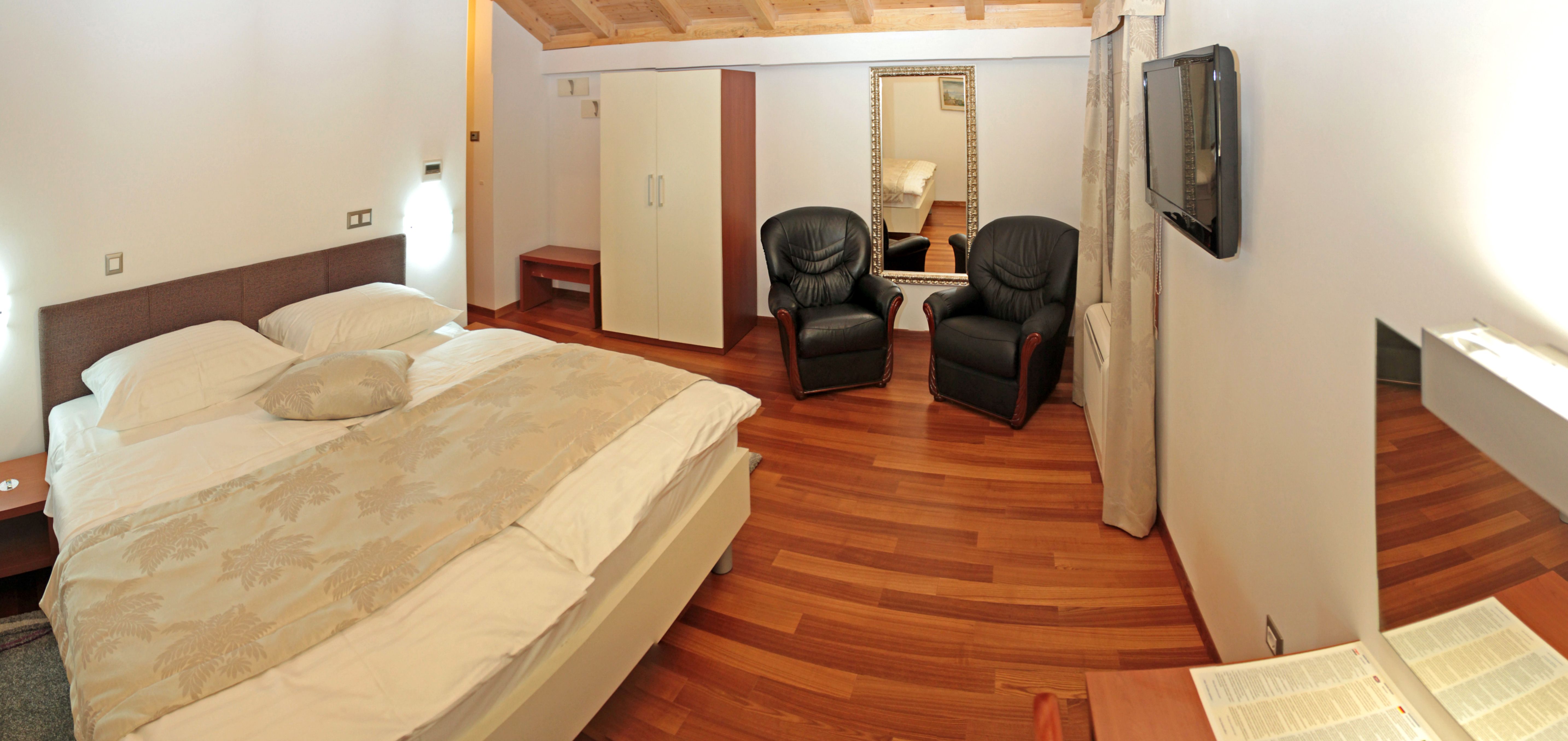 Double Single Superior