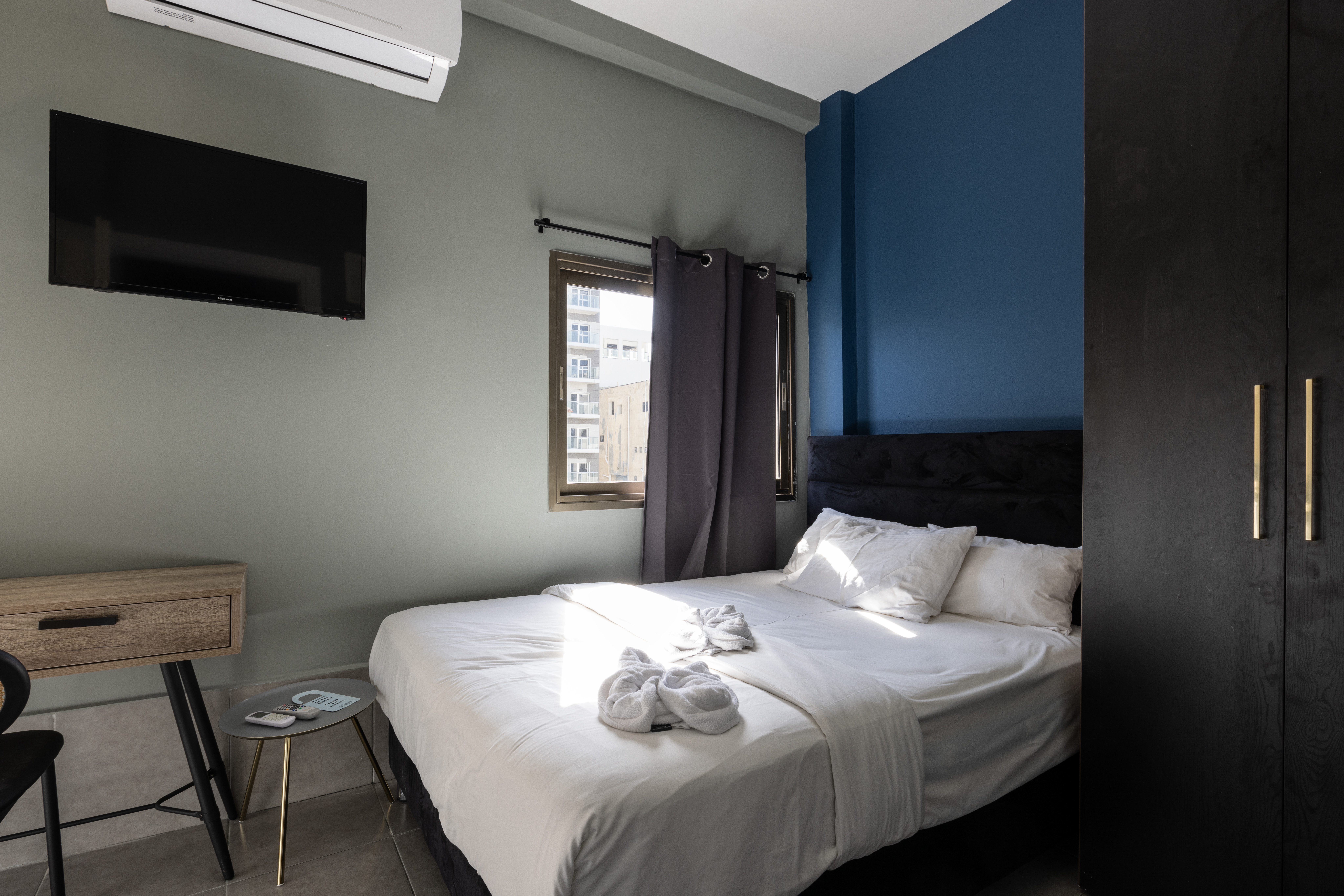 Studio with Kitchenette