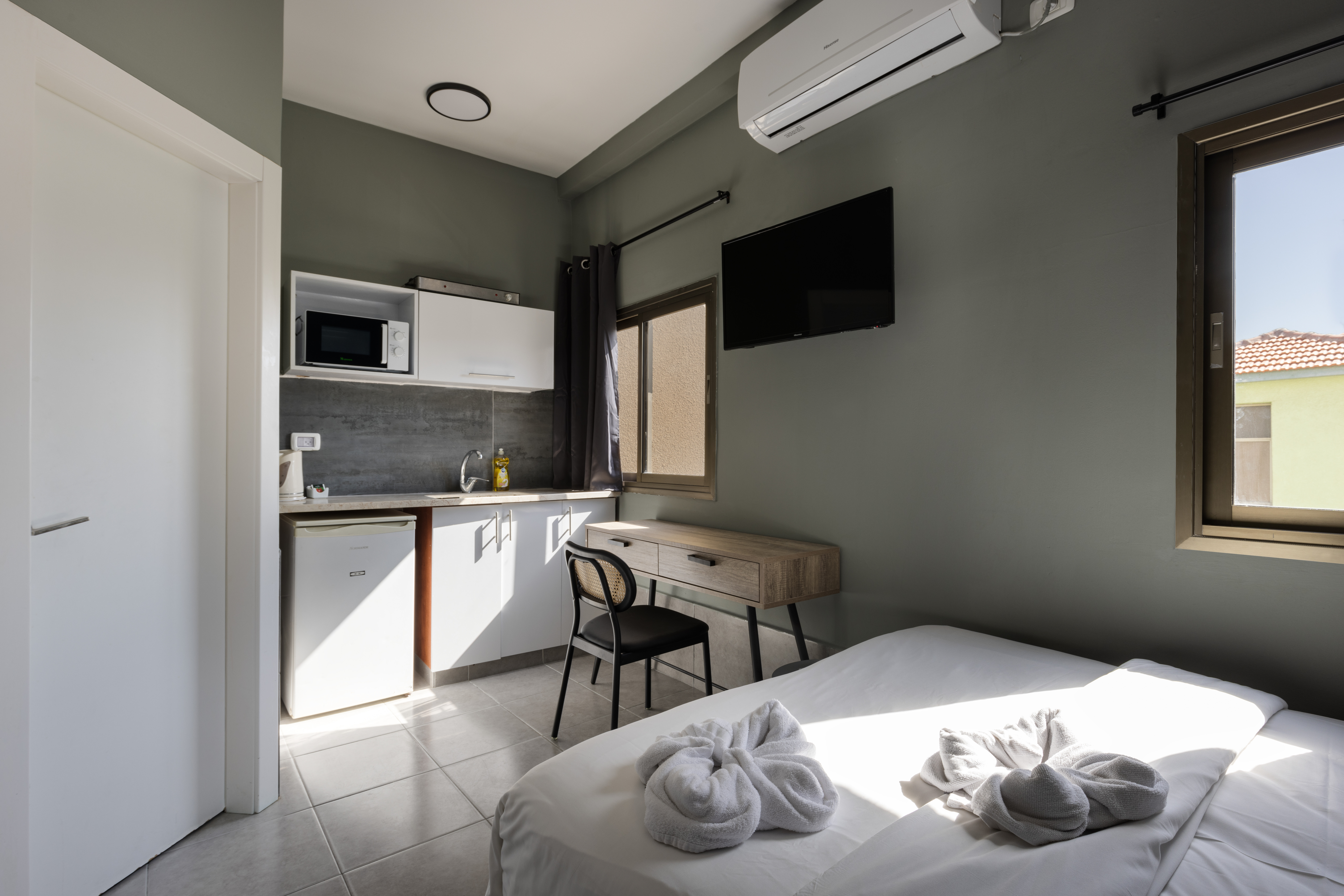 Studio with Kitchenette