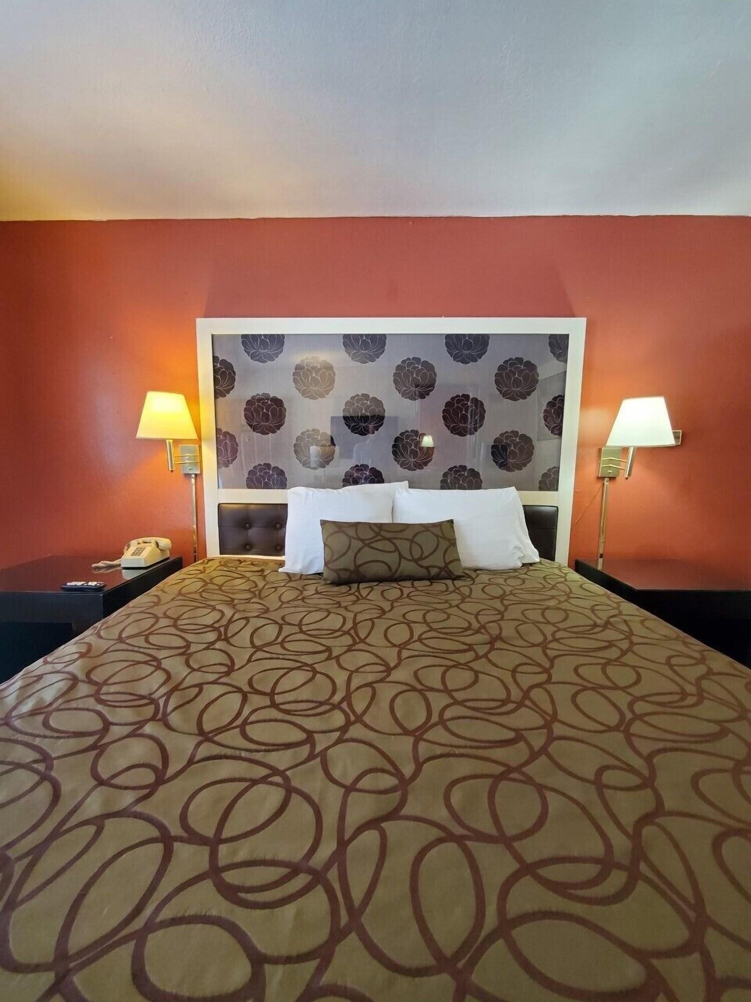 Double King Bed Non Smoking