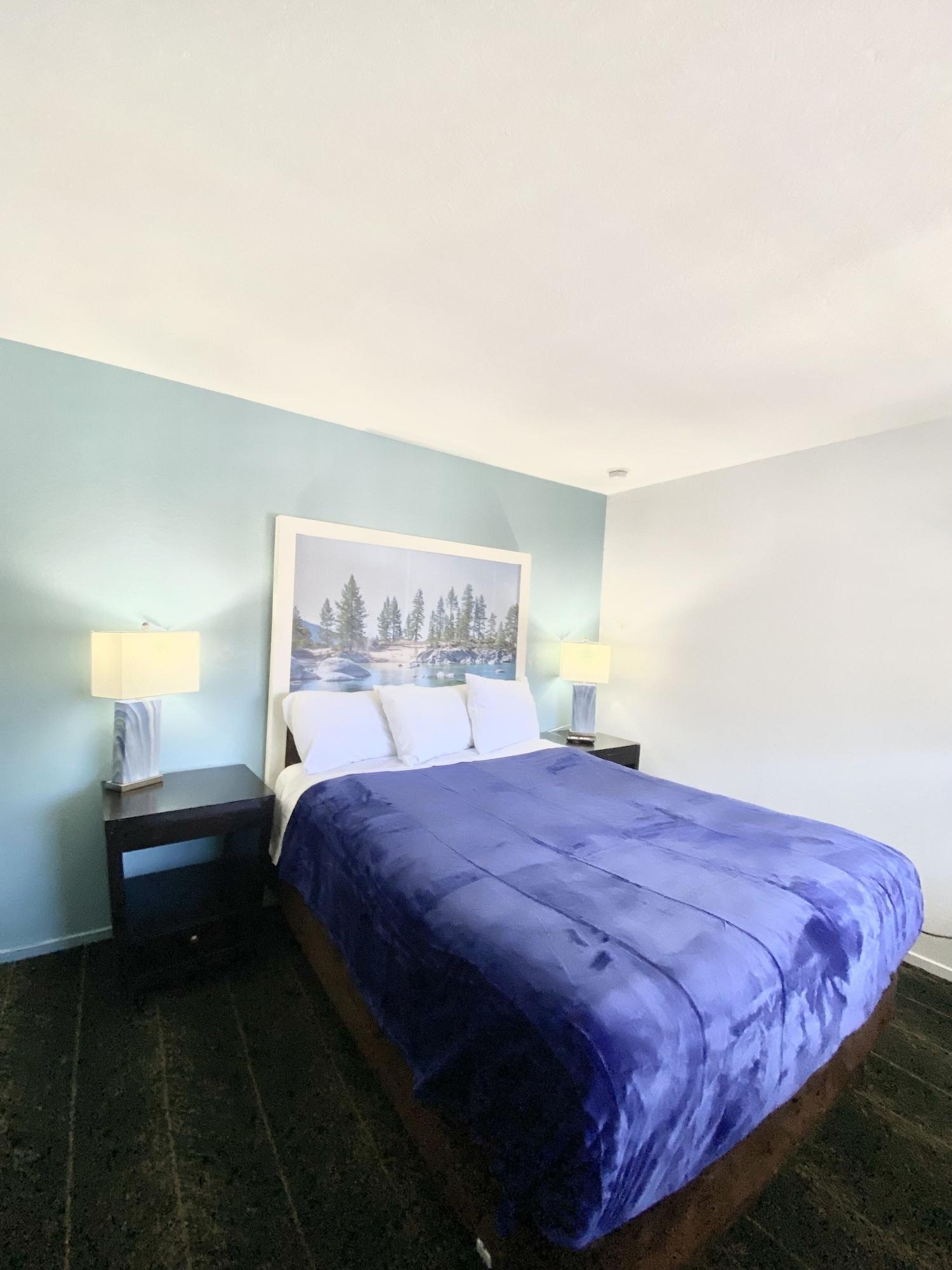 Double Queen Size Bed